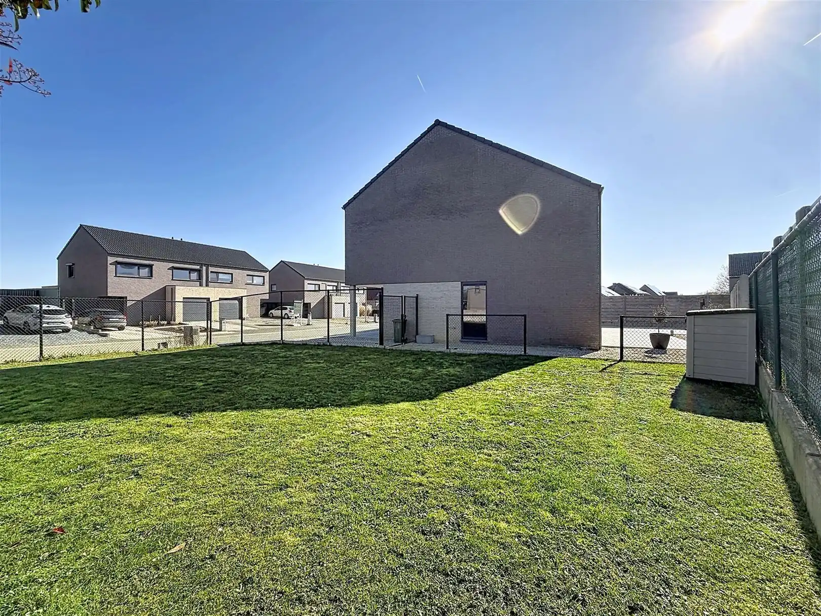 Instapklare open bebouwing, garage, 3 slpks en tuin, 4a 63ca foto 39