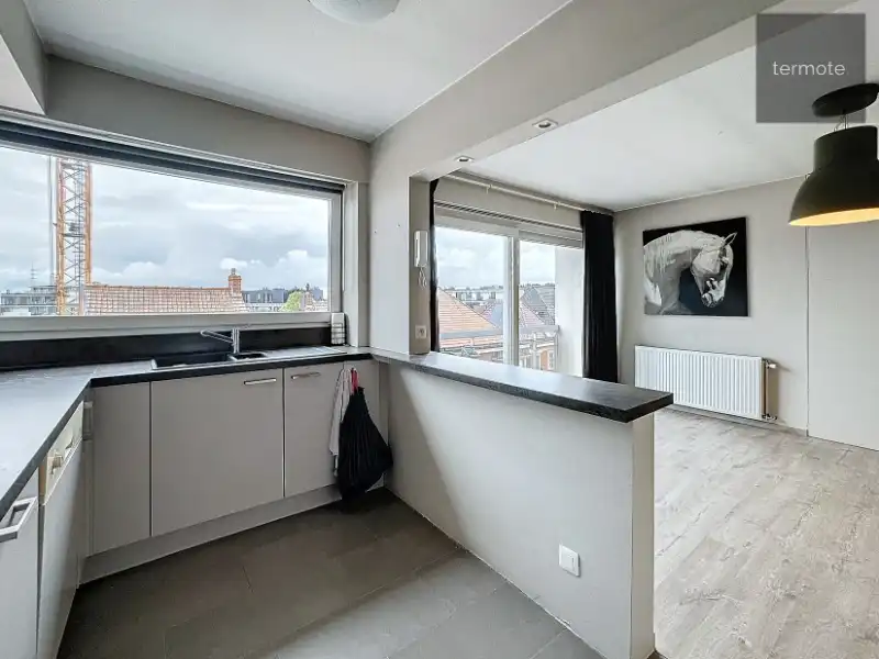 appartement foto {{pictureIndex}}