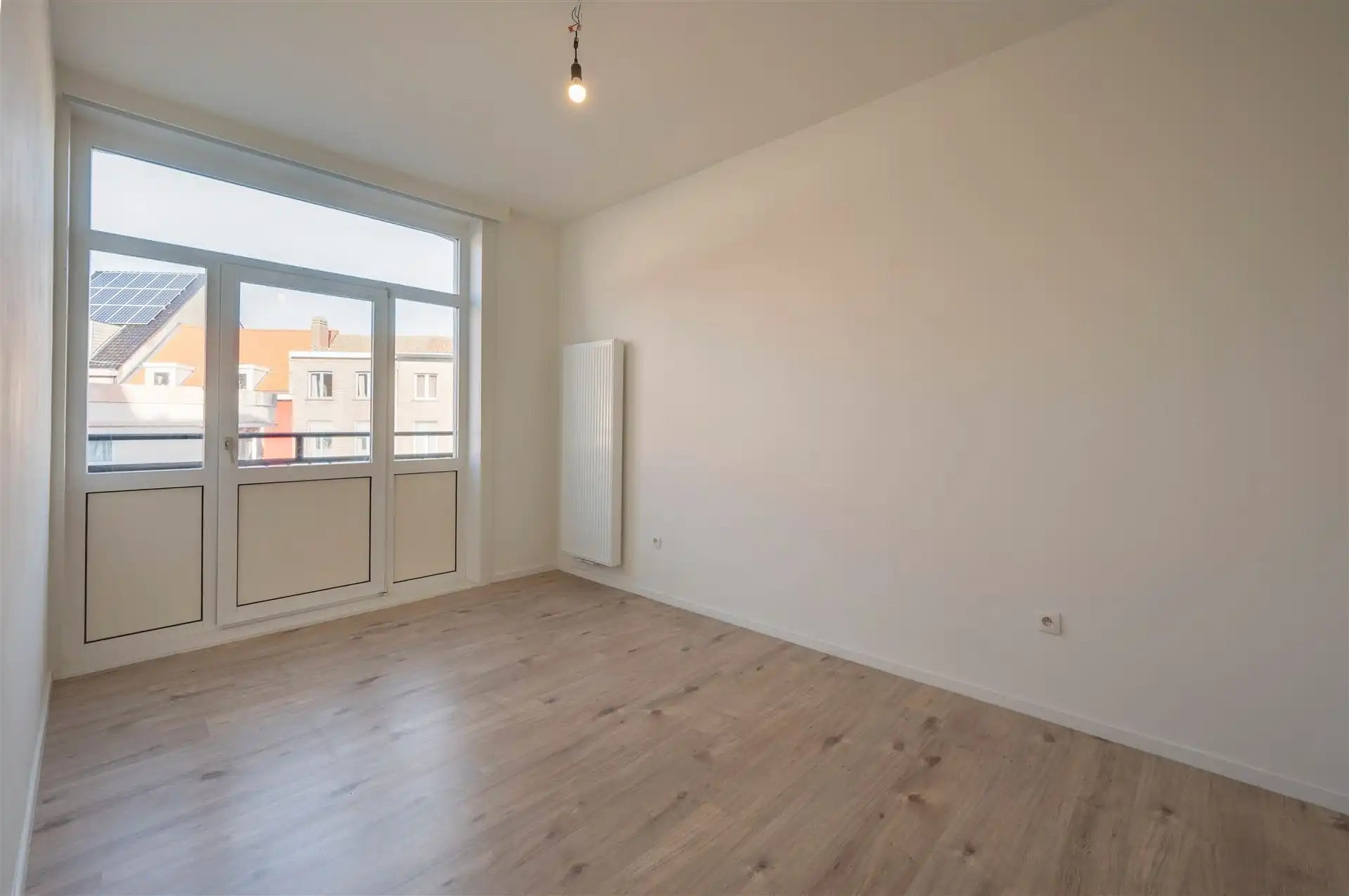 Ruime, volledig gerenoveerde herenwoning met 6 kamers foto 16