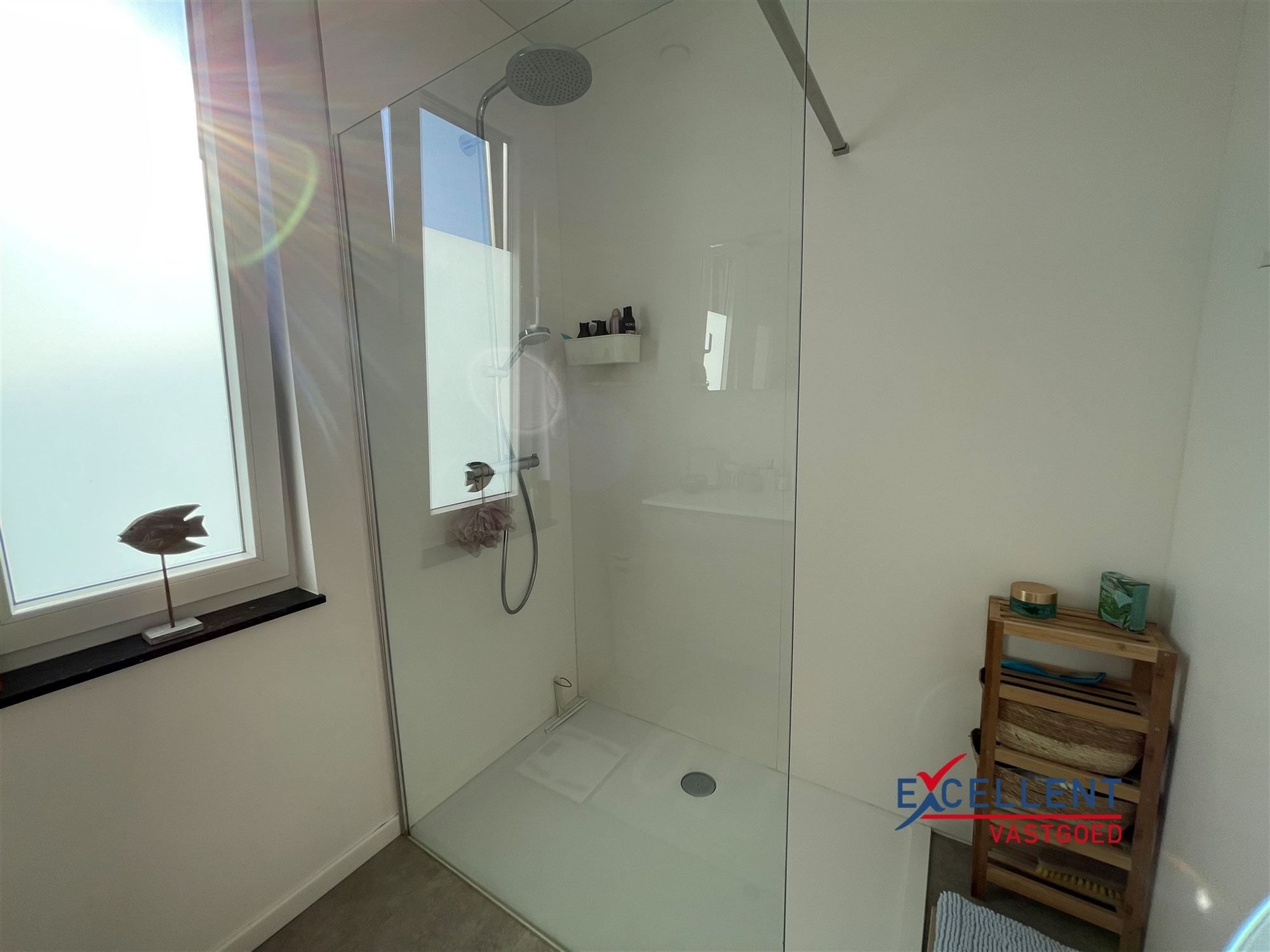 Energiezuinig 2-slaapkamer appartement te Astene te huur! foto 9