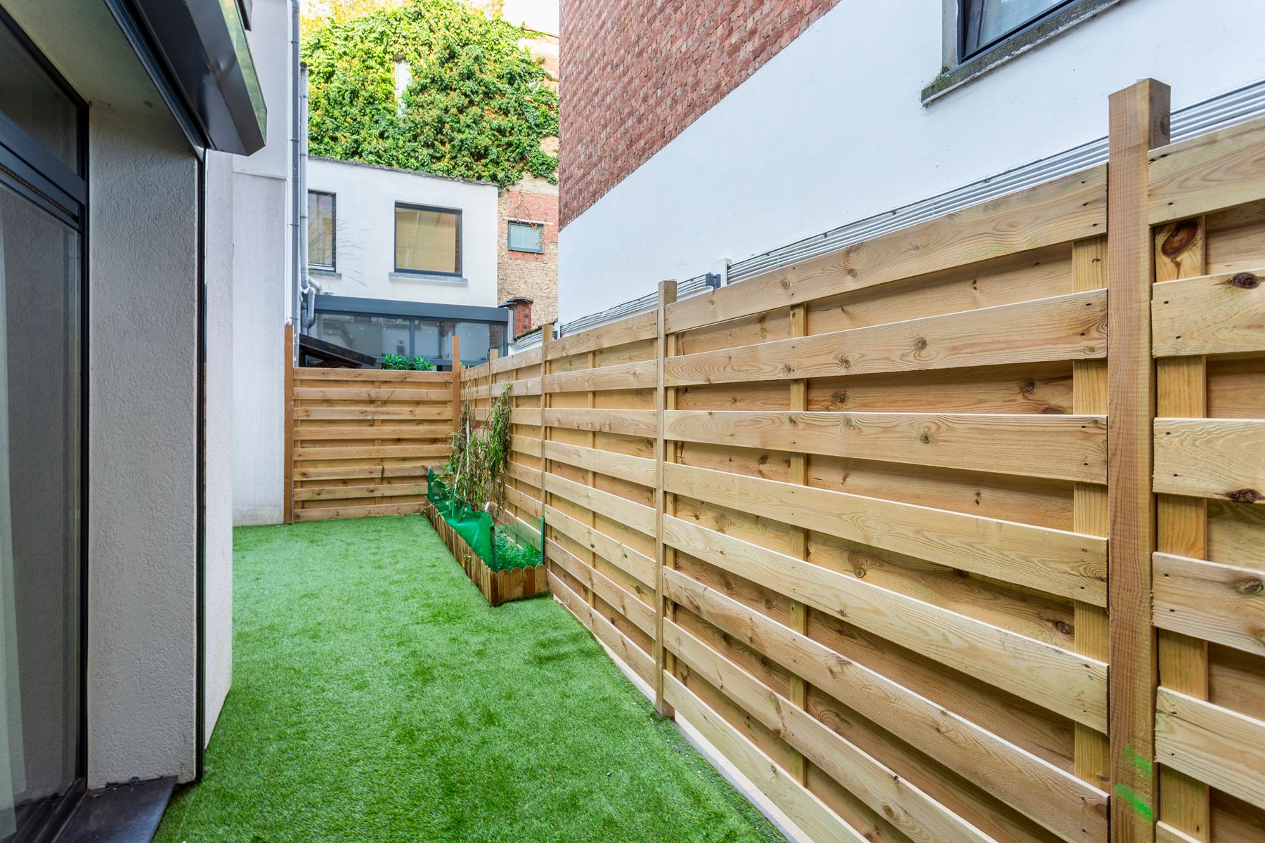 Gerenoveerd ruim gelijkvloers appartement in hartje 't Zuid foto 4