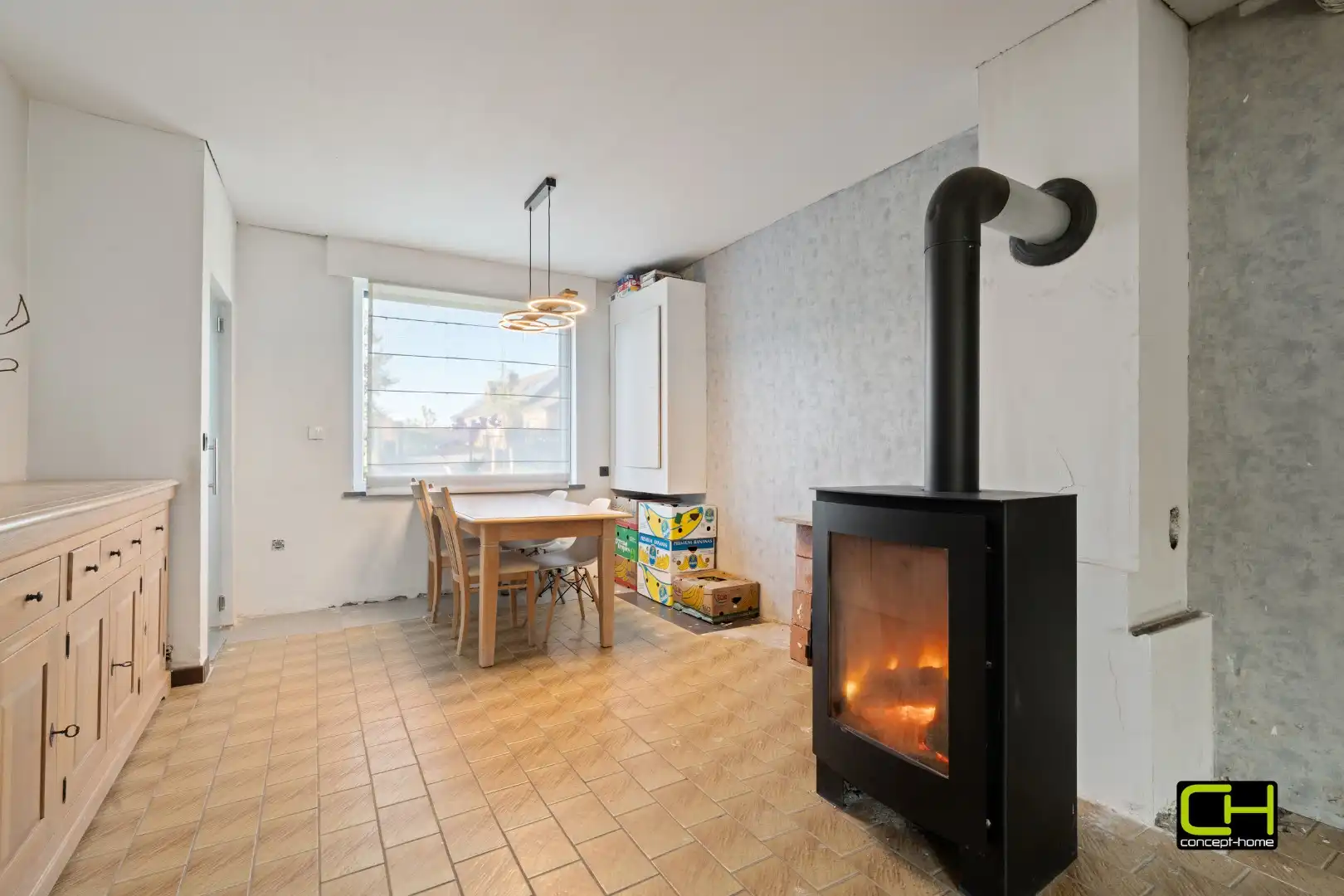 Halfopen bebouwing met zonnige tuin te koop in Lievegem foto 4