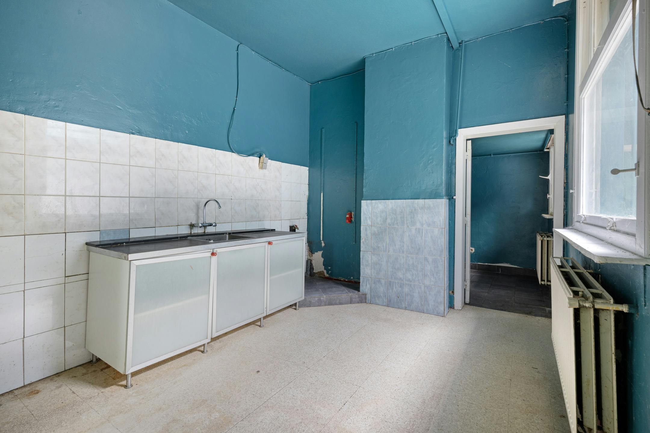 Groot huis te koop nabij centrum Ingelmunster! foto 12