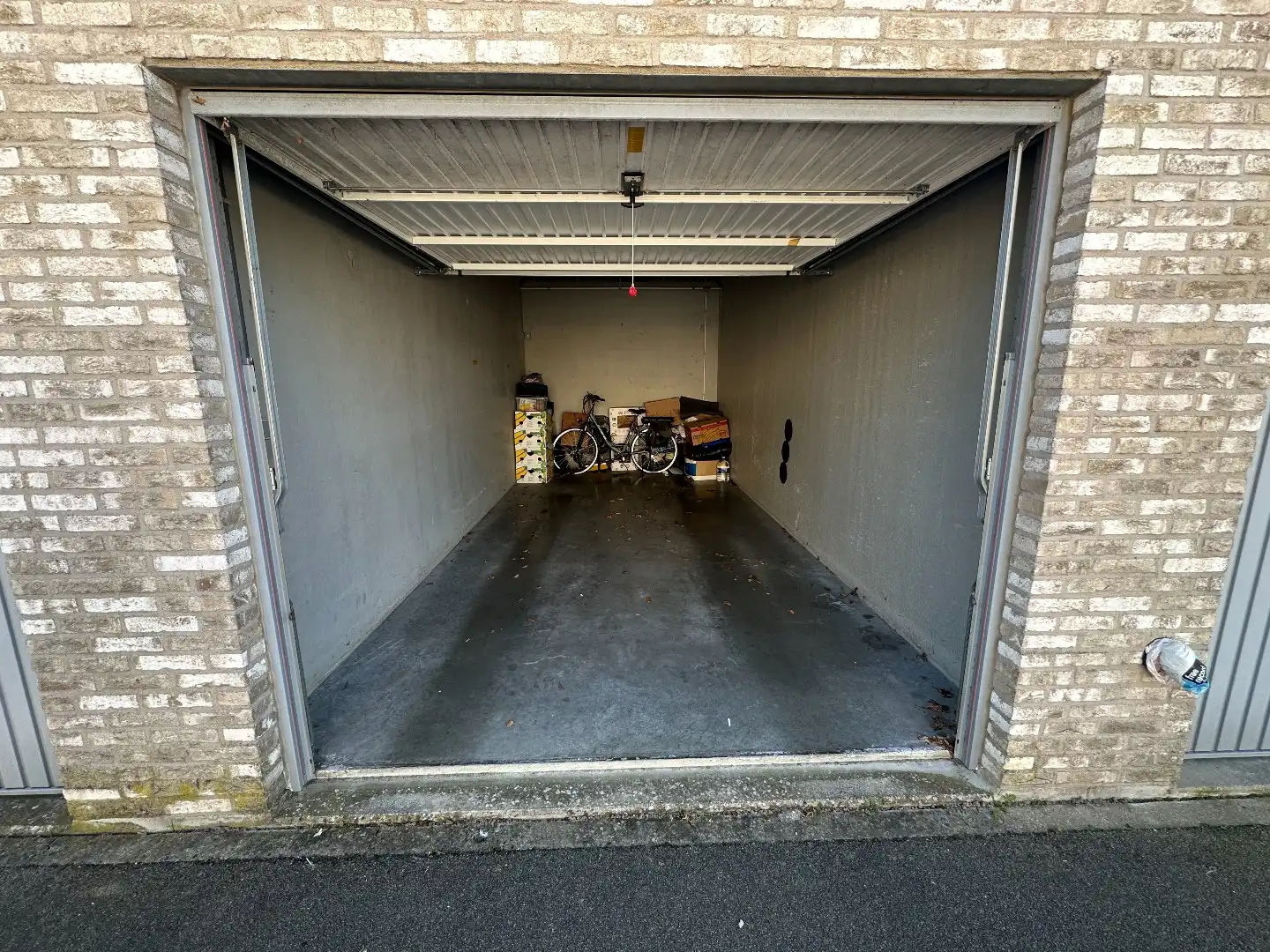 Instapklaar 2-slp appartement met terras én garage, Torhout Wijnendale foto 21