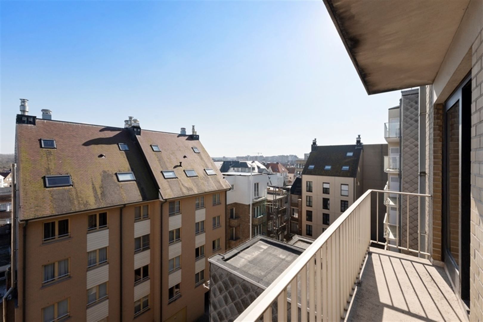 Prachtig appartement met 3 slaapkamers op de Zeedijk foto 17