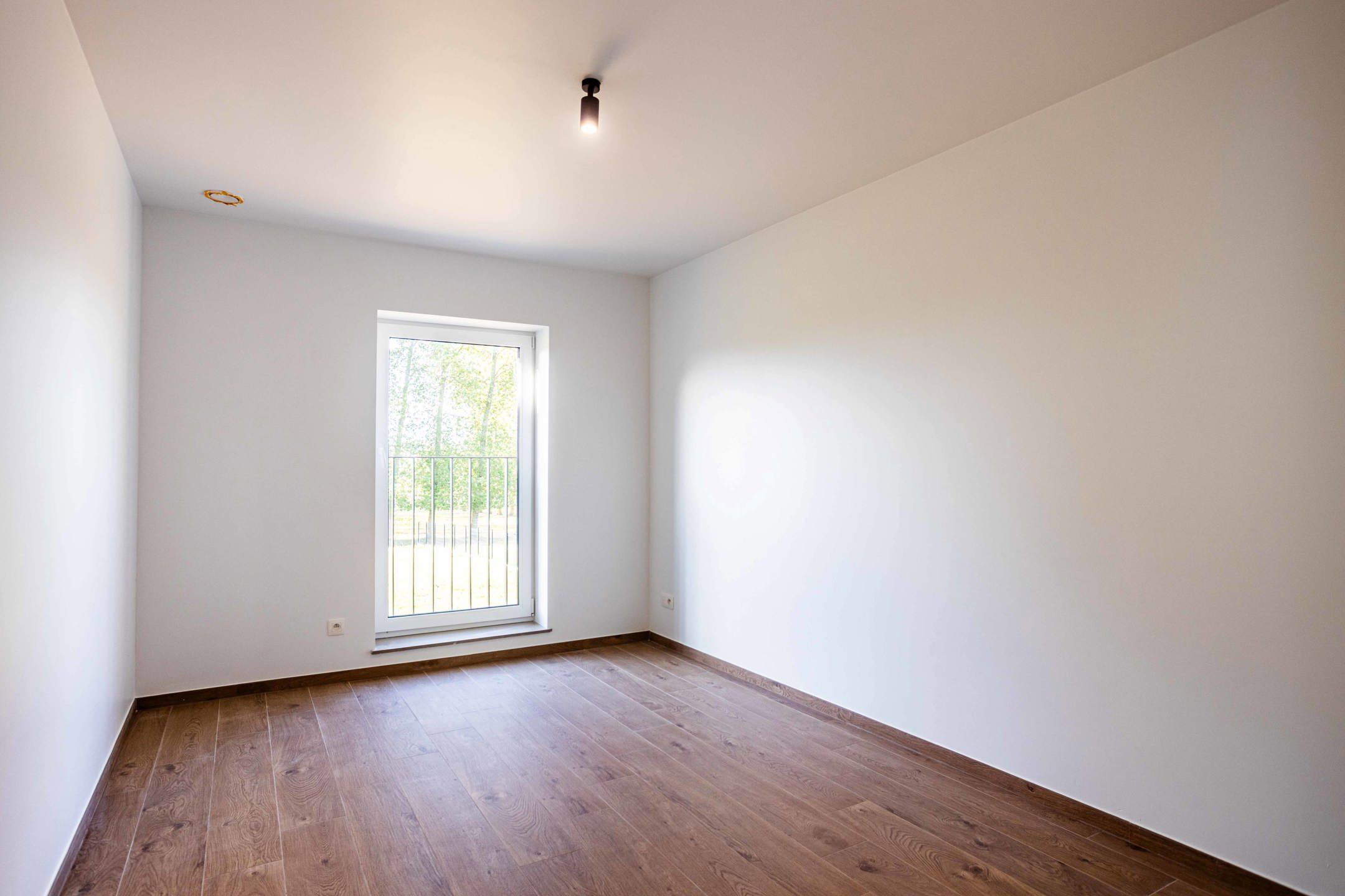 Prachtige nieuwbouwwoning omringd door groen en natuur. foto 22