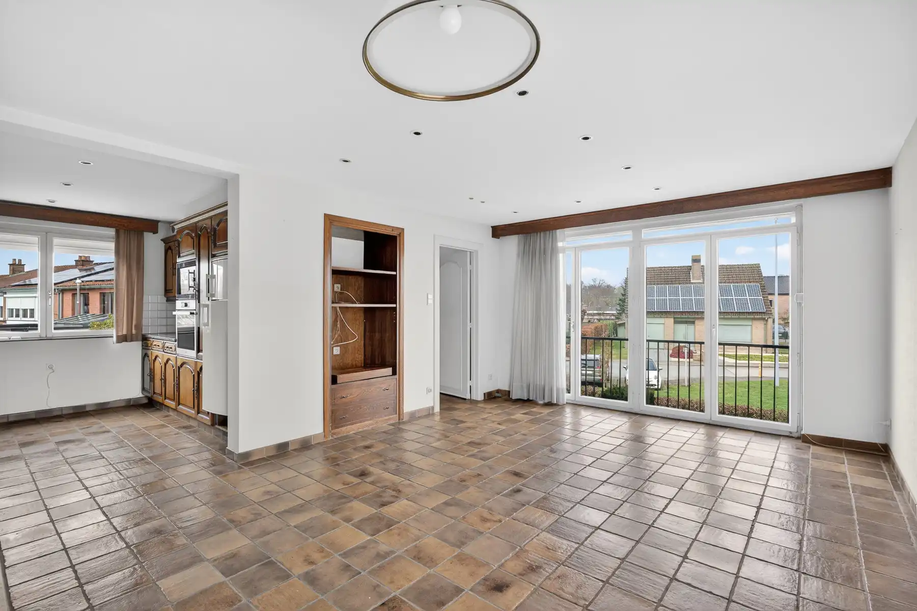 Ruime bel-étage met tuin en garage in Sint-Michiels foto 2