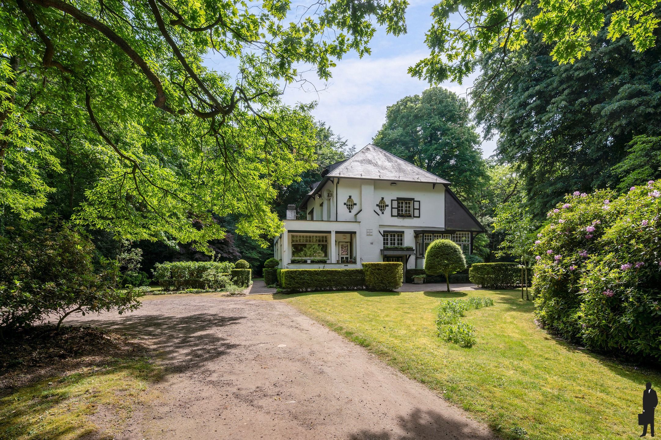 Uiterst charmante villa op een rustige en groene locatie met volledige privacy! foto 37