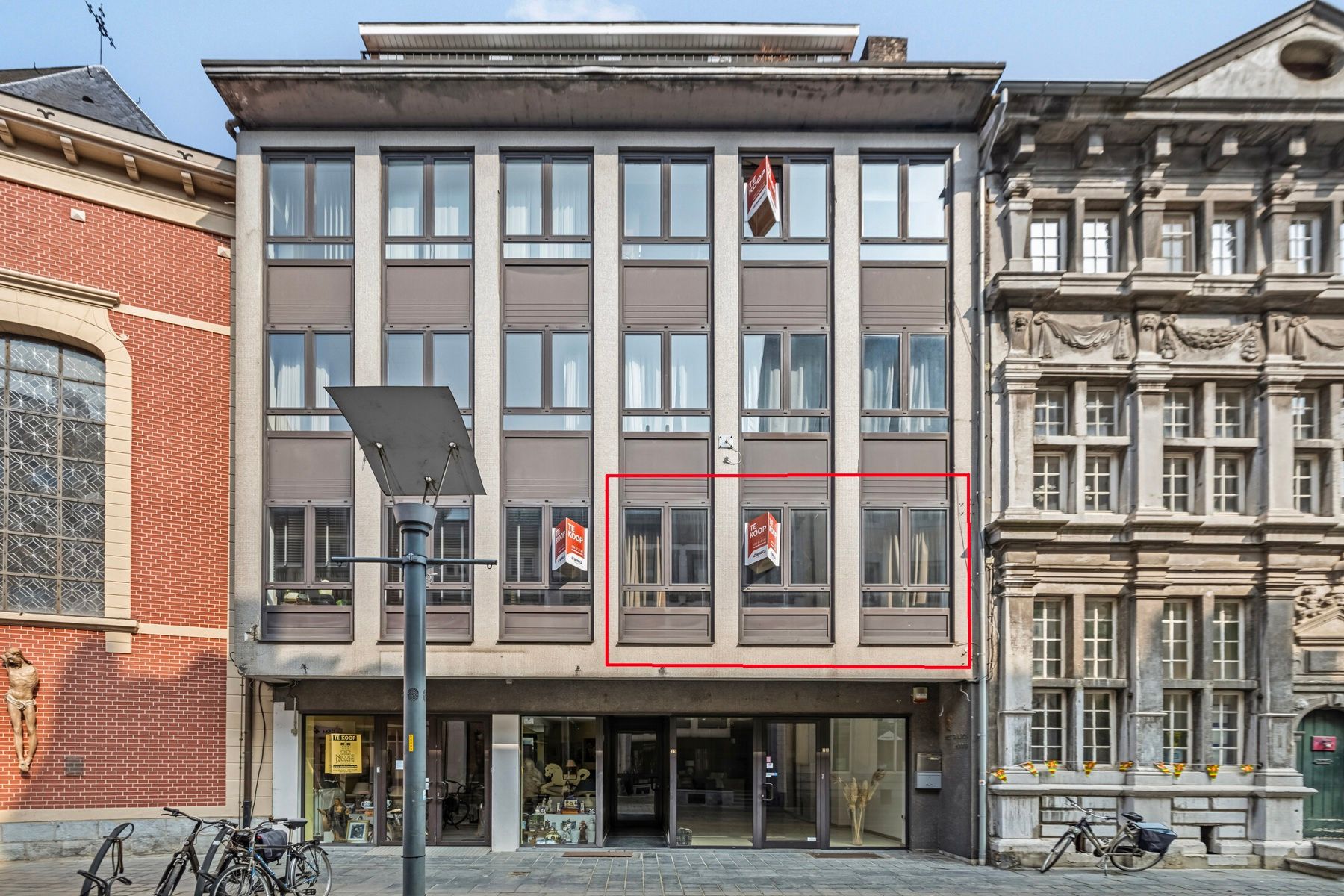 Hoofdfoto van de publicatie: Appartement Maaseik centrum