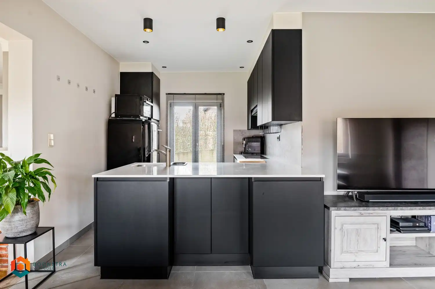 Lichtrijke woning met 2 slpkrs te Beerzel foto 9