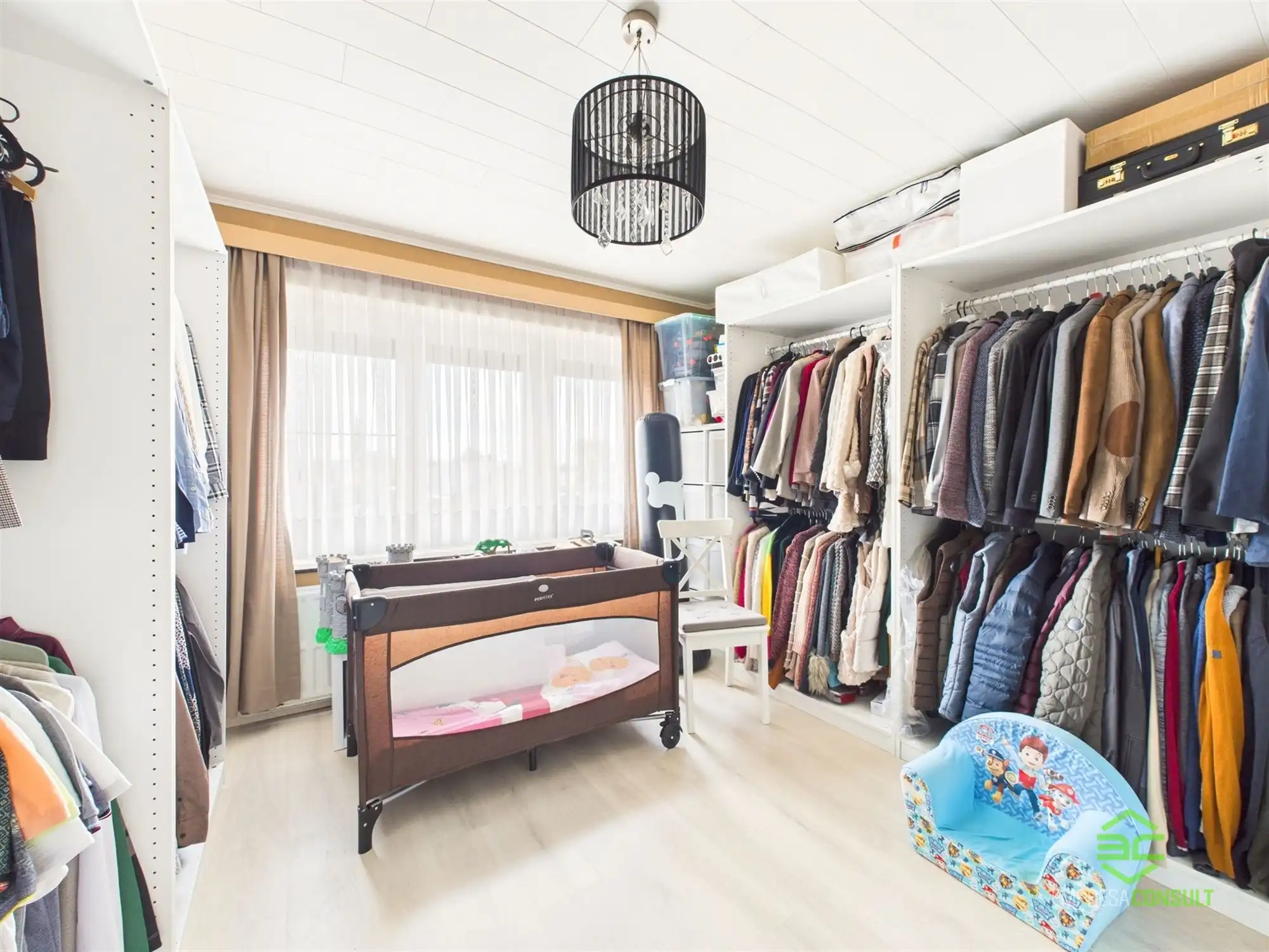 Gezinswoning met 3 slpk op 10a68ca in het centrum! foto 11