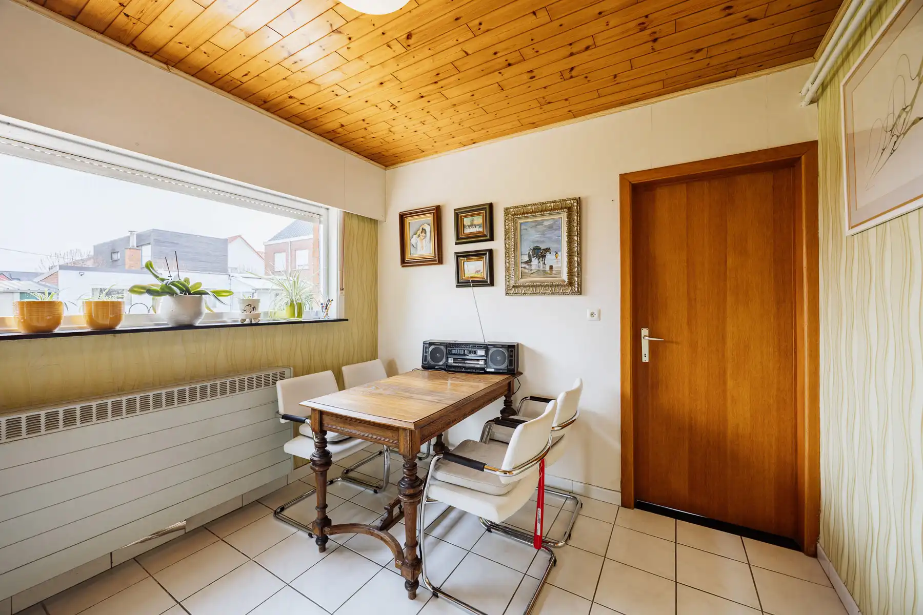 Open bebouwing met veelzijdig bijgebouw op een toplocatie foto 19