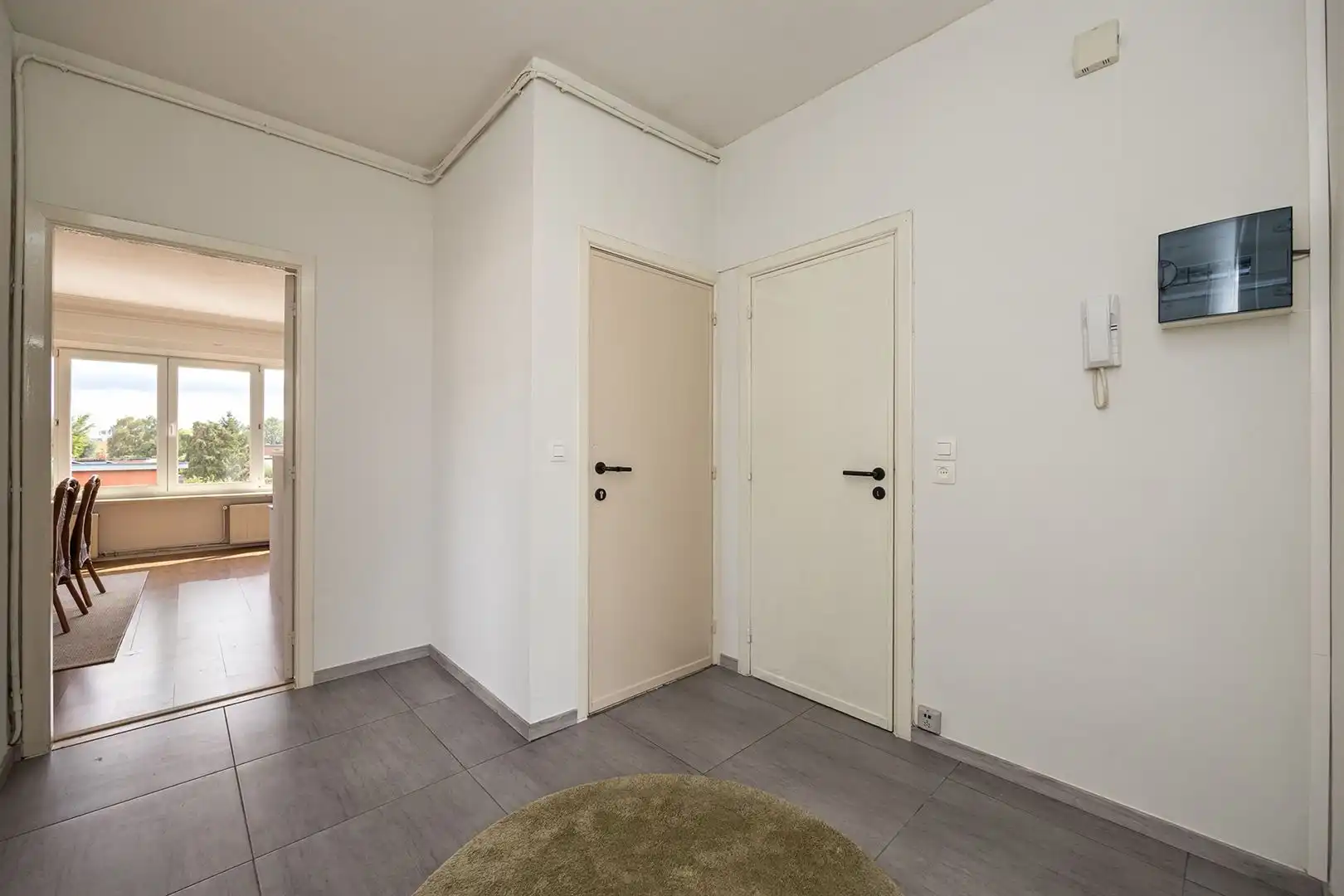 Instapklaar 2-slaapkamerappartement met EPC B foto 10