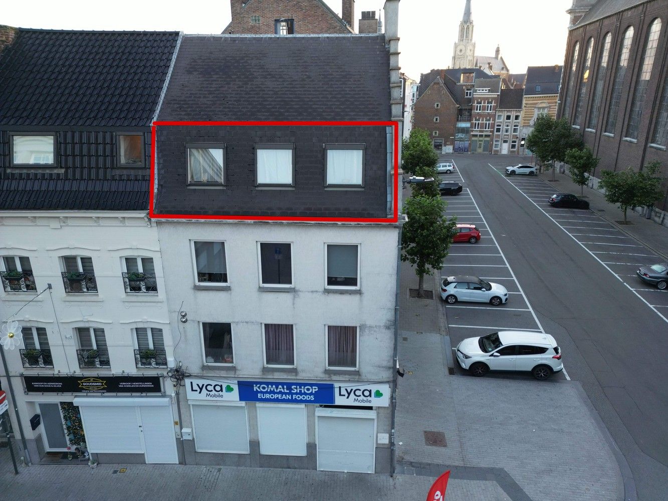 éénslaapkamerappartement in het centrum van Sint-Truiden foto 3