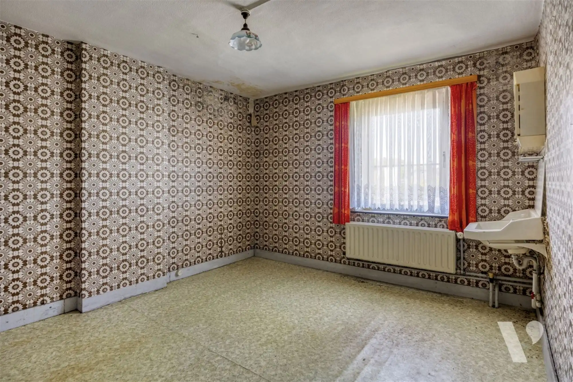 Statige woning met bijgebouw, tuin en weiland op 61a87ca foto 22