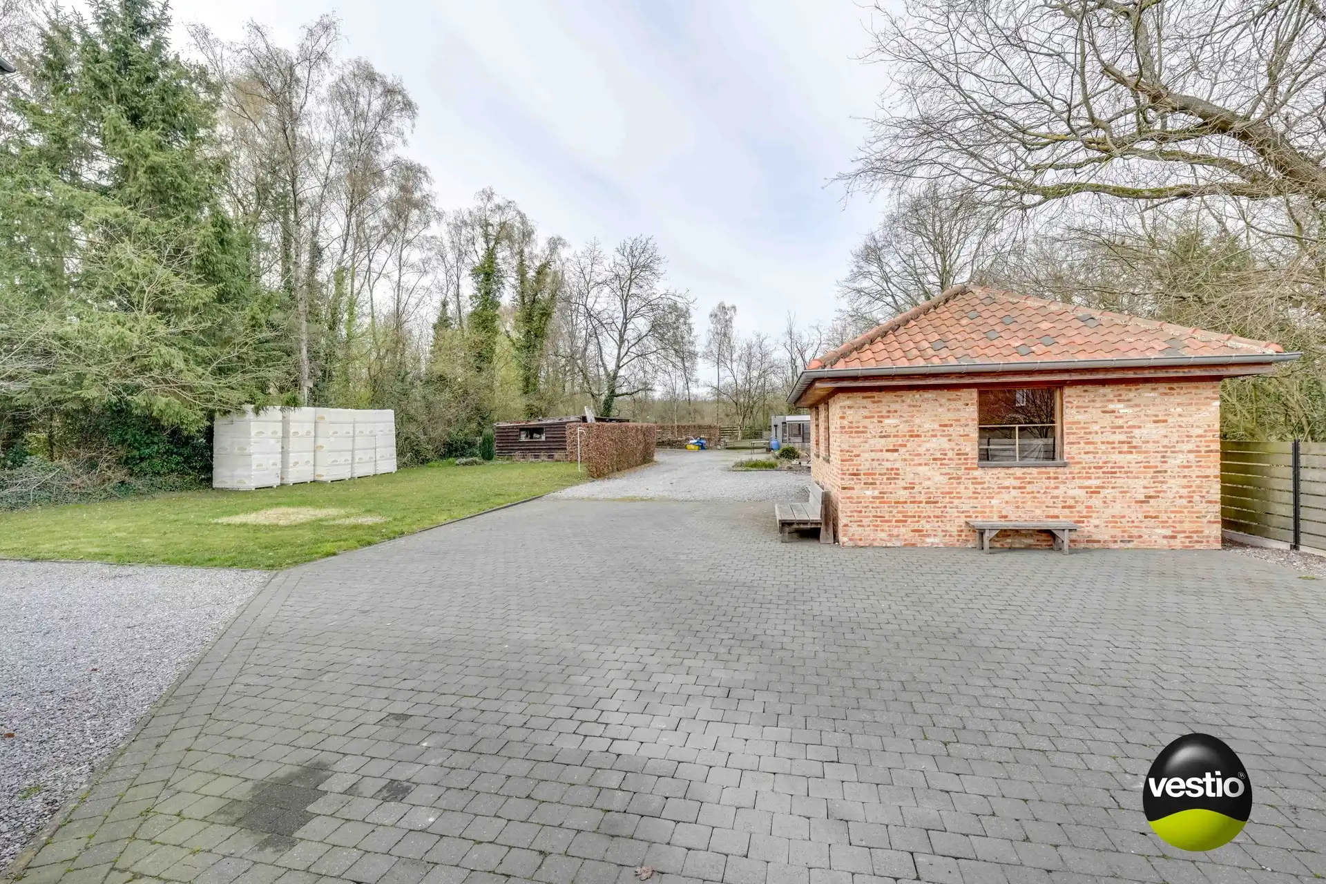 GERENOVEERDE LANGGEVELHOEVE OP 37,90 ARE MET TOPLIGGING IN ZEVENHUIZEN foto 50