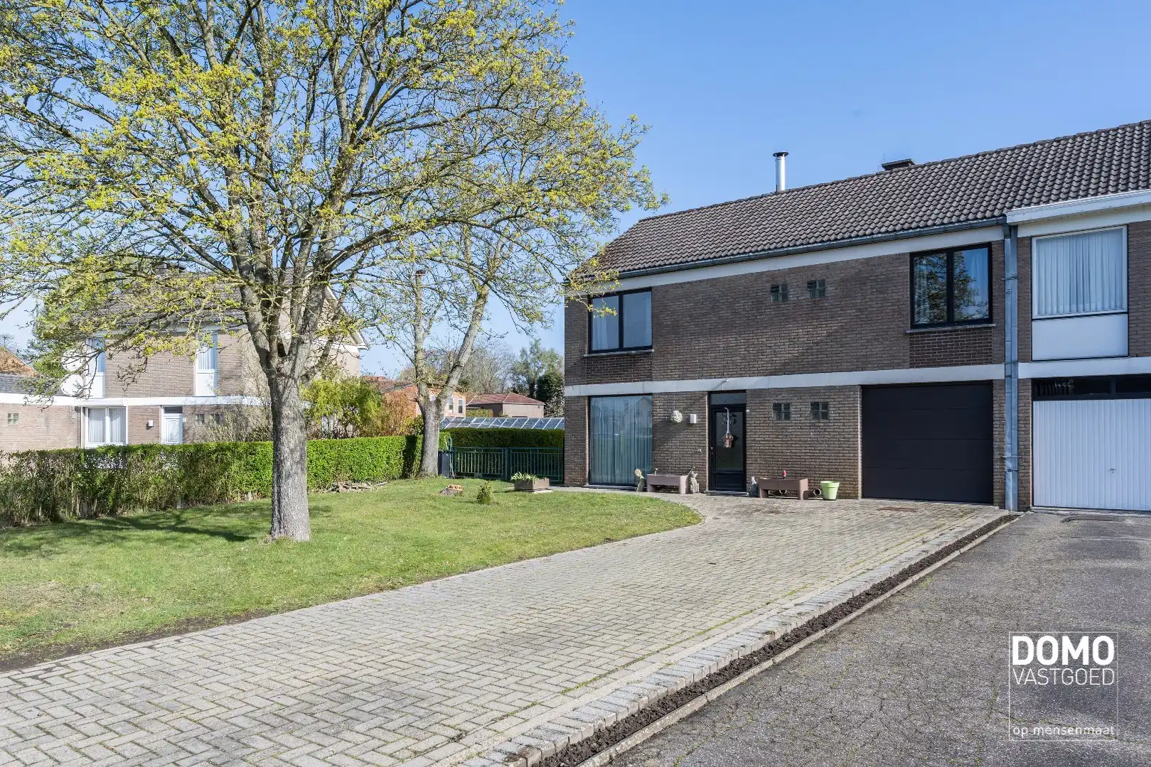 Hoofdfoto van de publicatie: RUSTIG GELEGEN HALFOPEN BEBOUWING MET 4 SLAAPKAMERS EN EXTRA STUDIO OP EEN PERCEEL VAN 11A 45CA TE DIEPENBEEK 