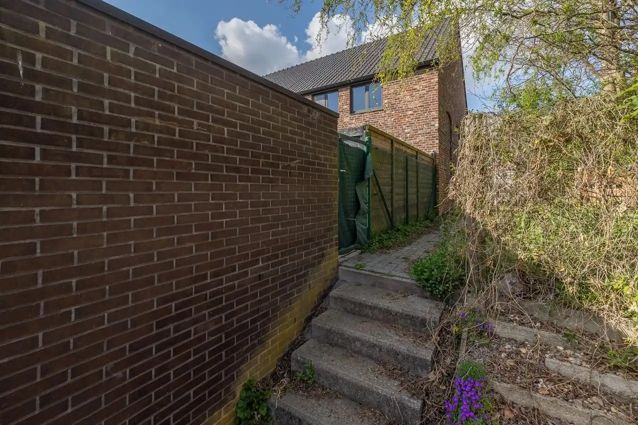 instapklare woning (3 slpk) in oude gemeenteschool foto 31