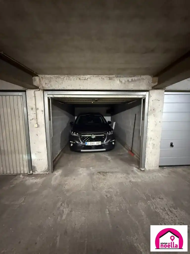 TE KOOP GARAGE TE WESTENDE! foto 5