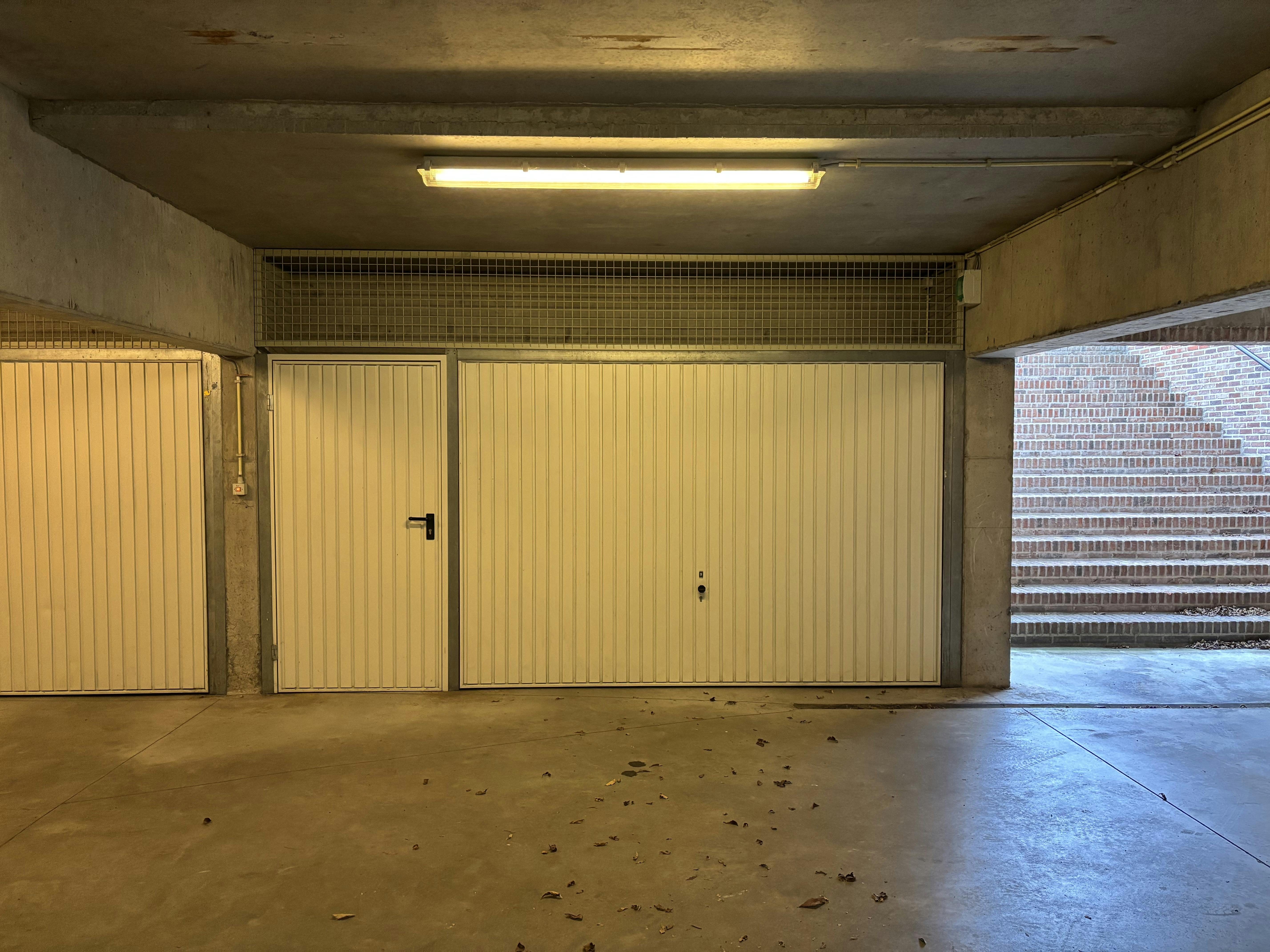 Ruime garagebox in de Zeelaan te Koksijde foto 3