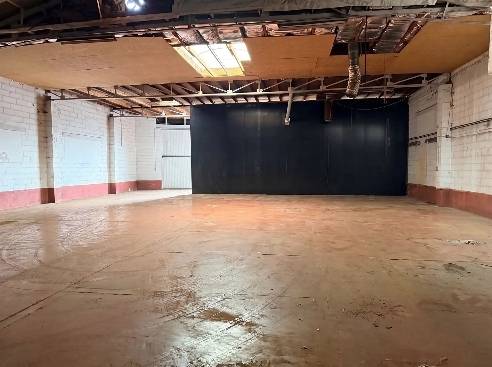 Loods te huur foto 4