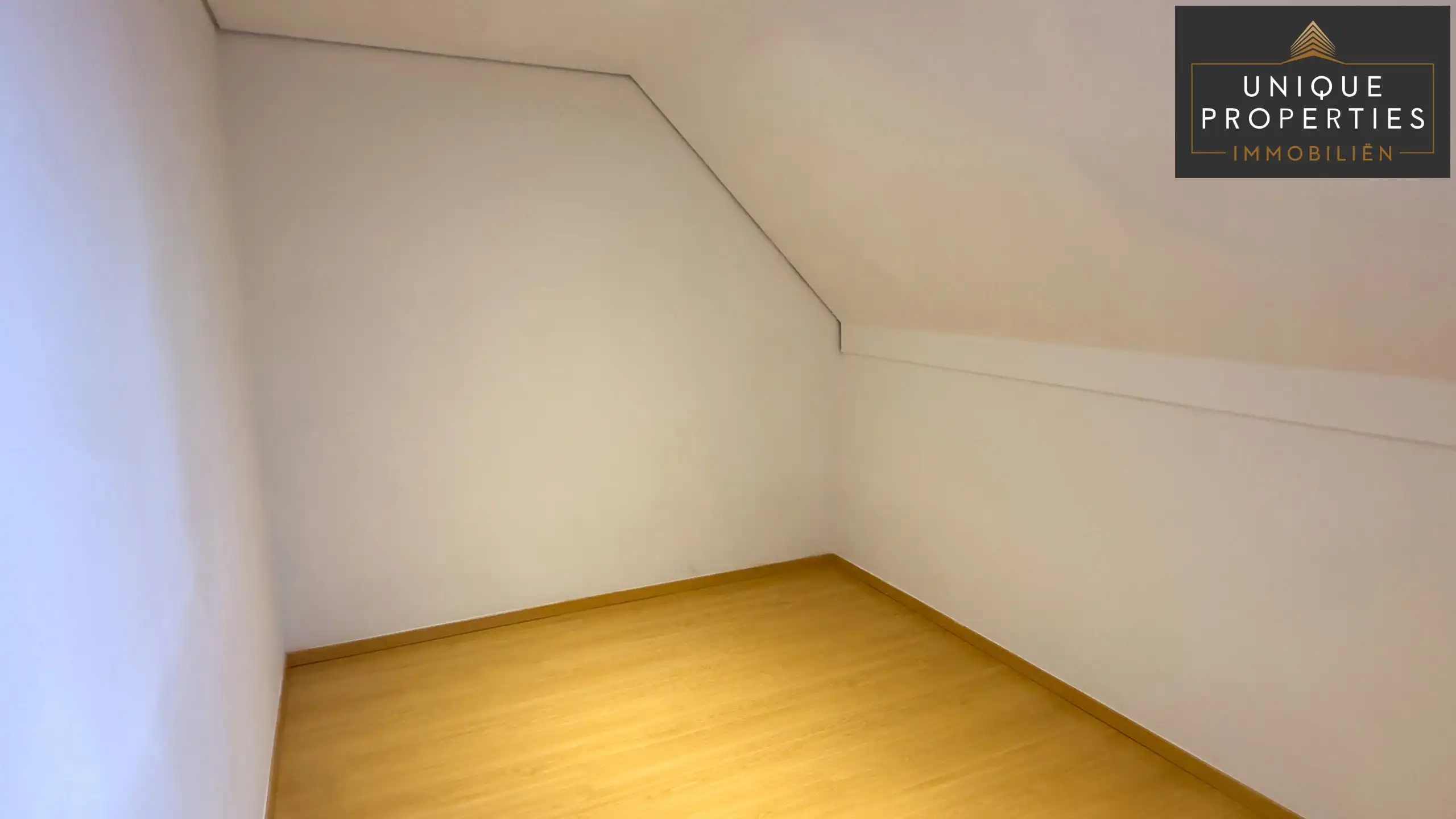 Villa te koop foto 26