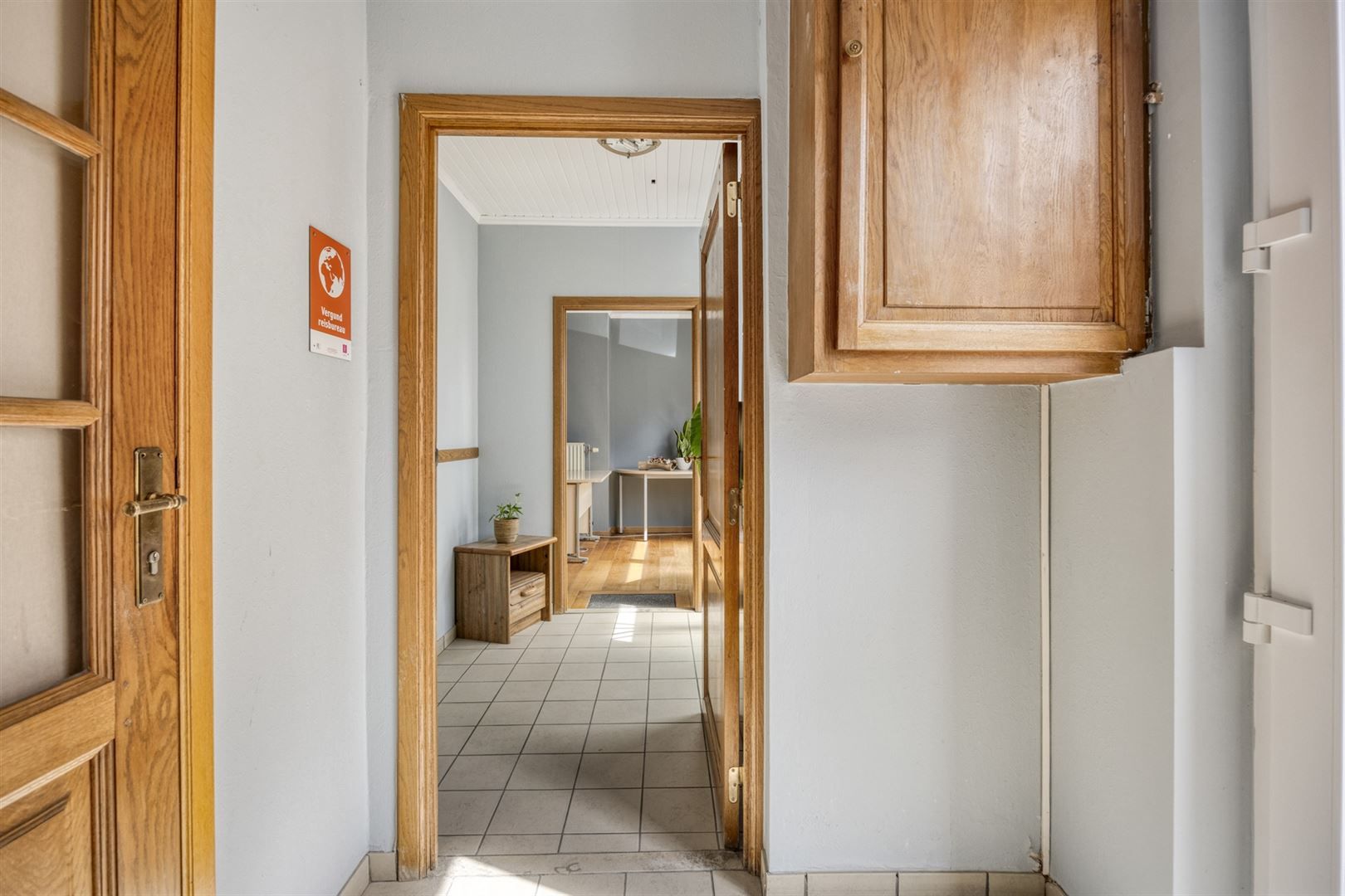 TE KOOP: Woning met handelsruimte en appartement in Eksel! foto 4