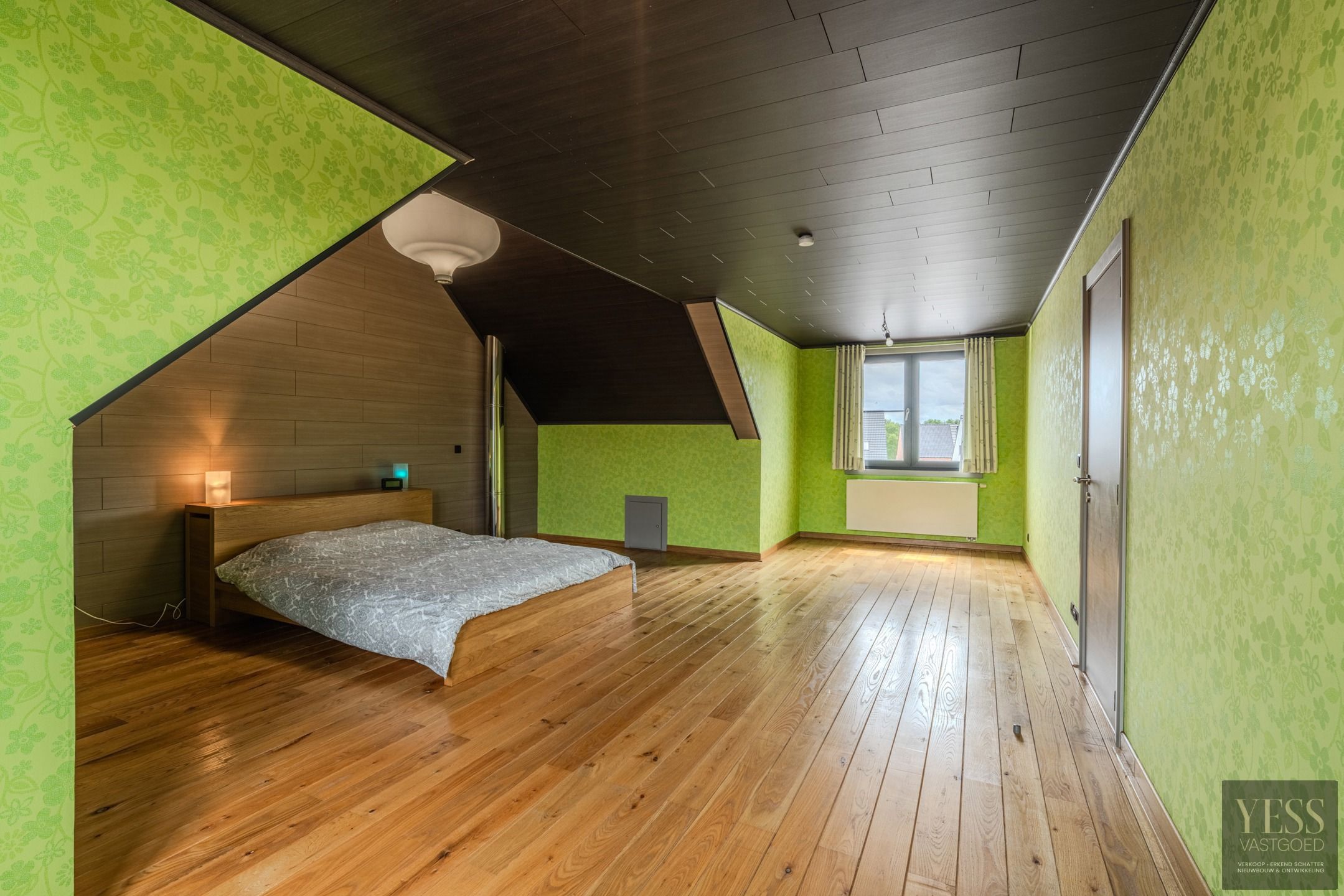 Uniek pand 236m2 bewoonbaar + atelier/winkel/opslag 475m2! foto 22