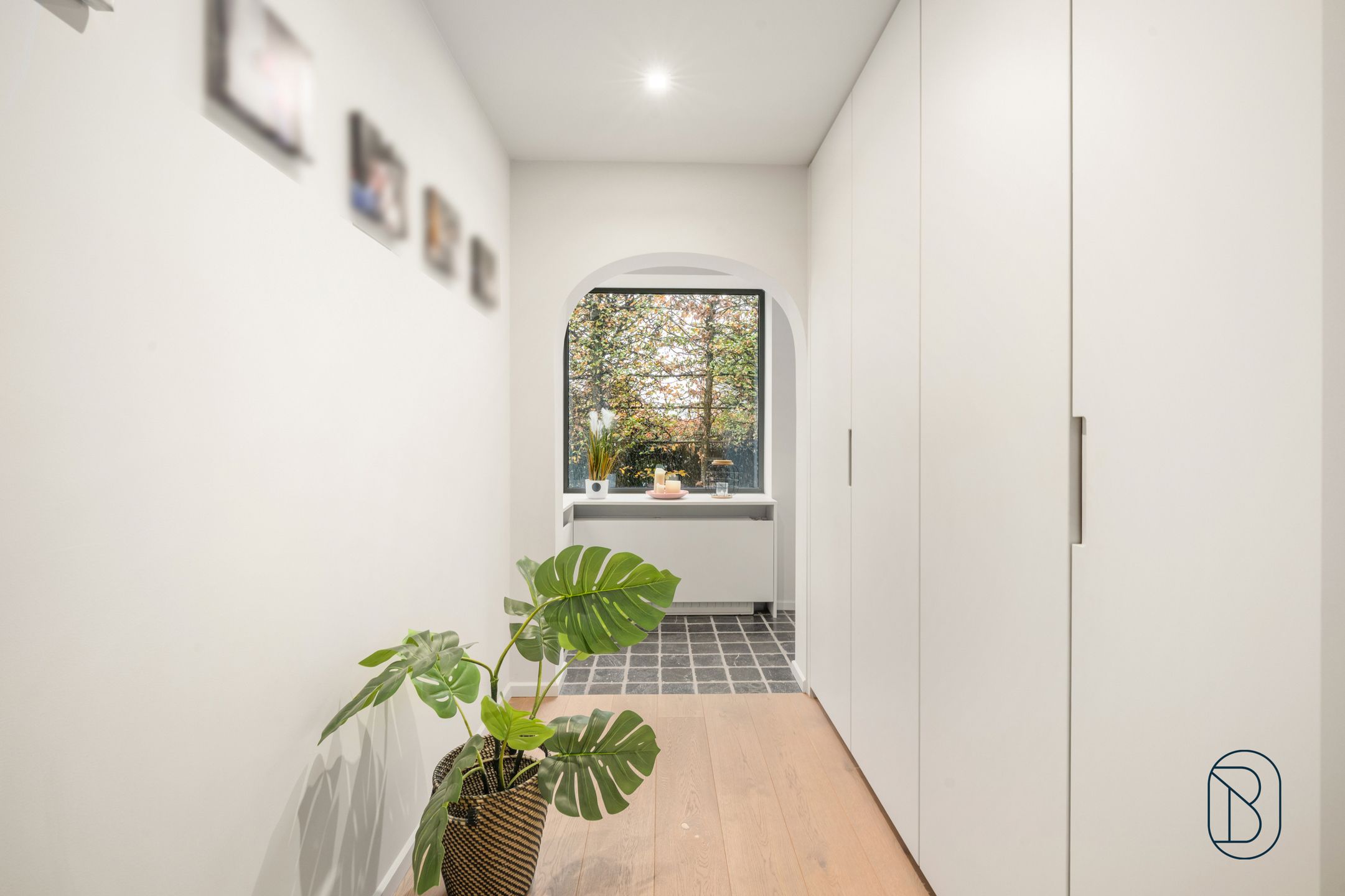 Stijlvolle gerenoveerde woning met loods in Zwevegem foto 25