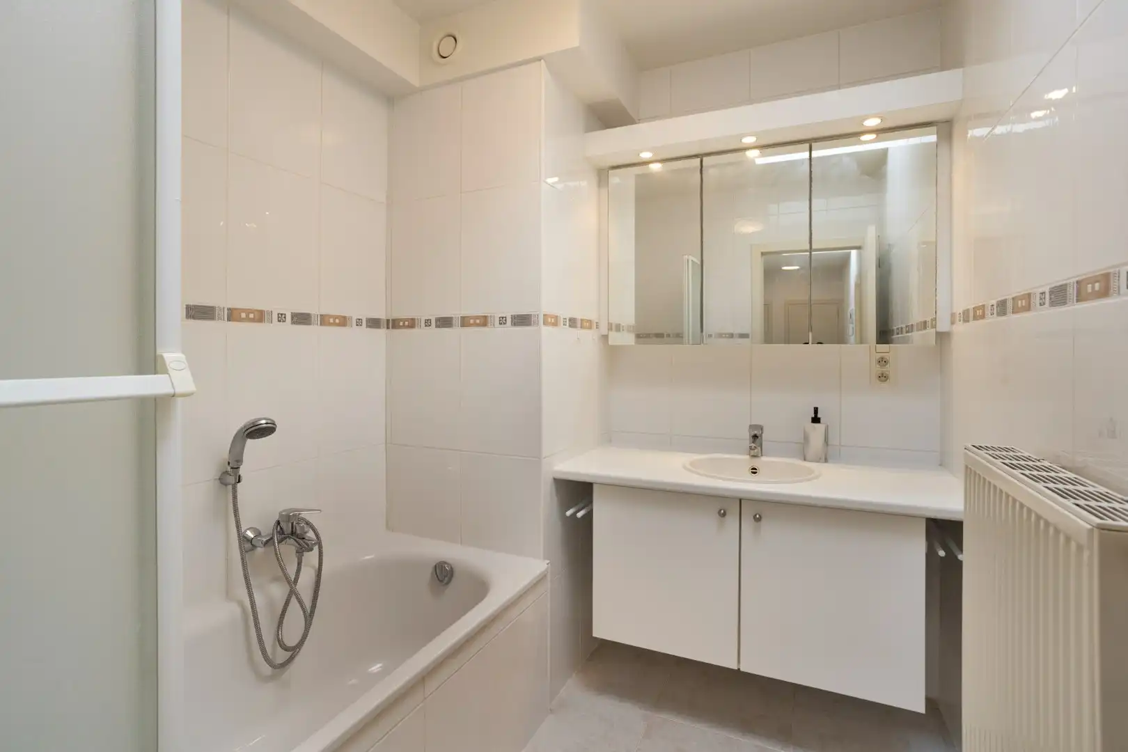 Duplex-appartement met 2 slaapkamers, autostaanplaats, kelderberging en gemeenschappelijke tuin in Kessel-Lo!– EPC 105 kWh/m² - bewoonbare opp. 92 m² foto 21