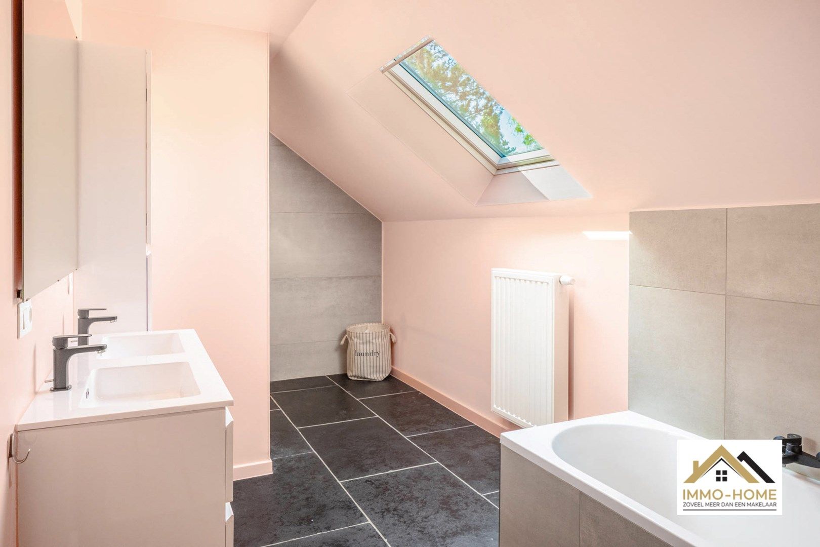 Prachtige hoogwaardige woning met zwembad!! foto 23