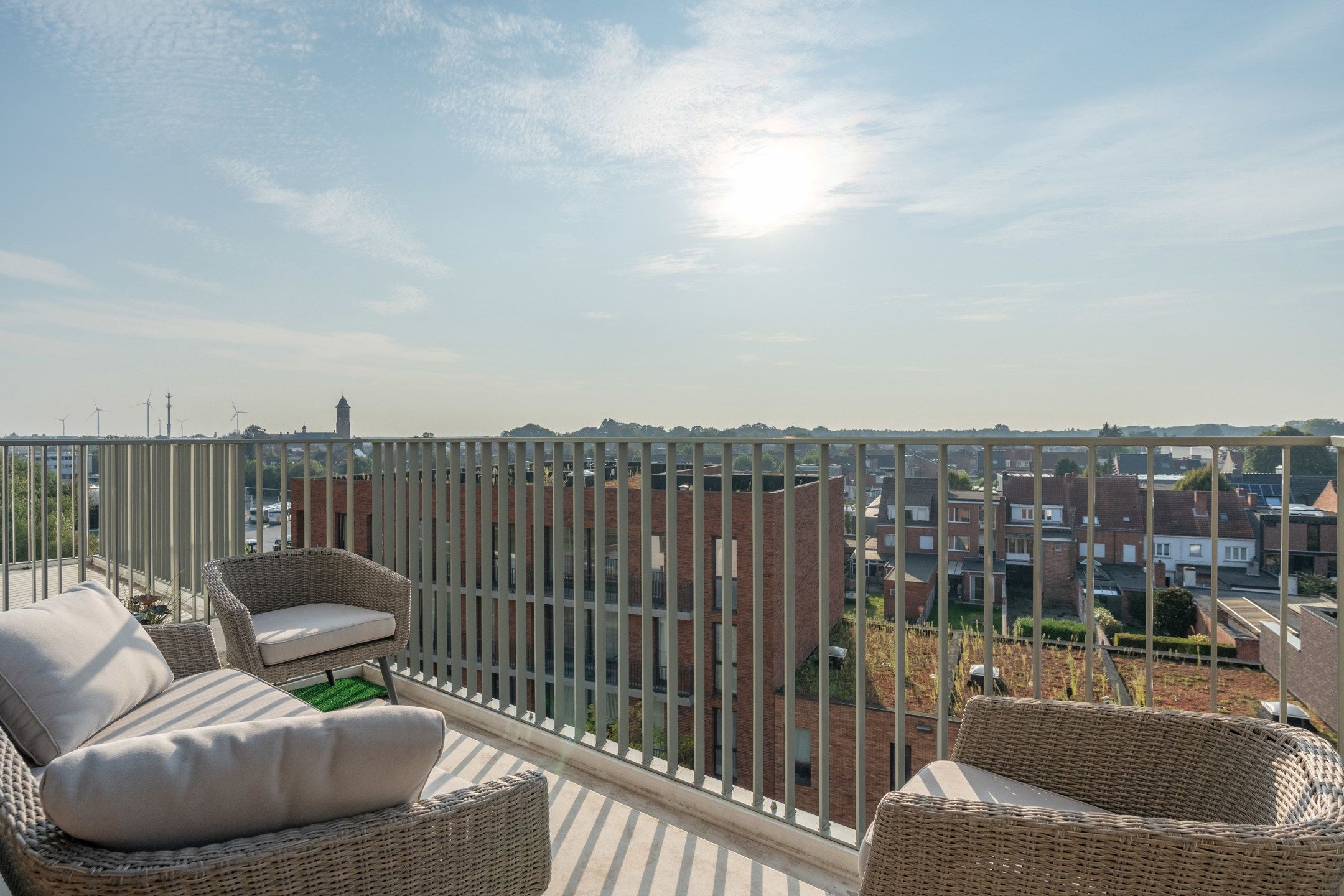 Knappe en gezellige studio met tof terras op de vierde verdieping foto 4