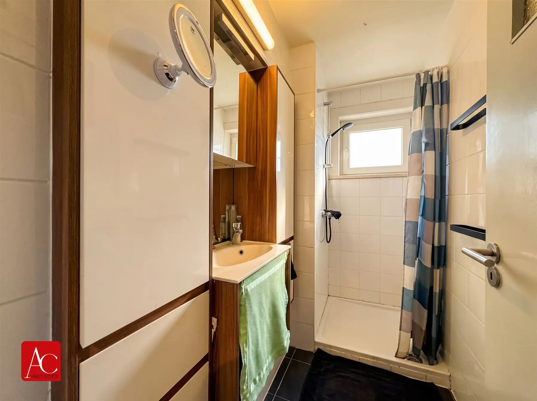 Ruim instapklaar appartement met 3 slaapkamers én garage foto 13
