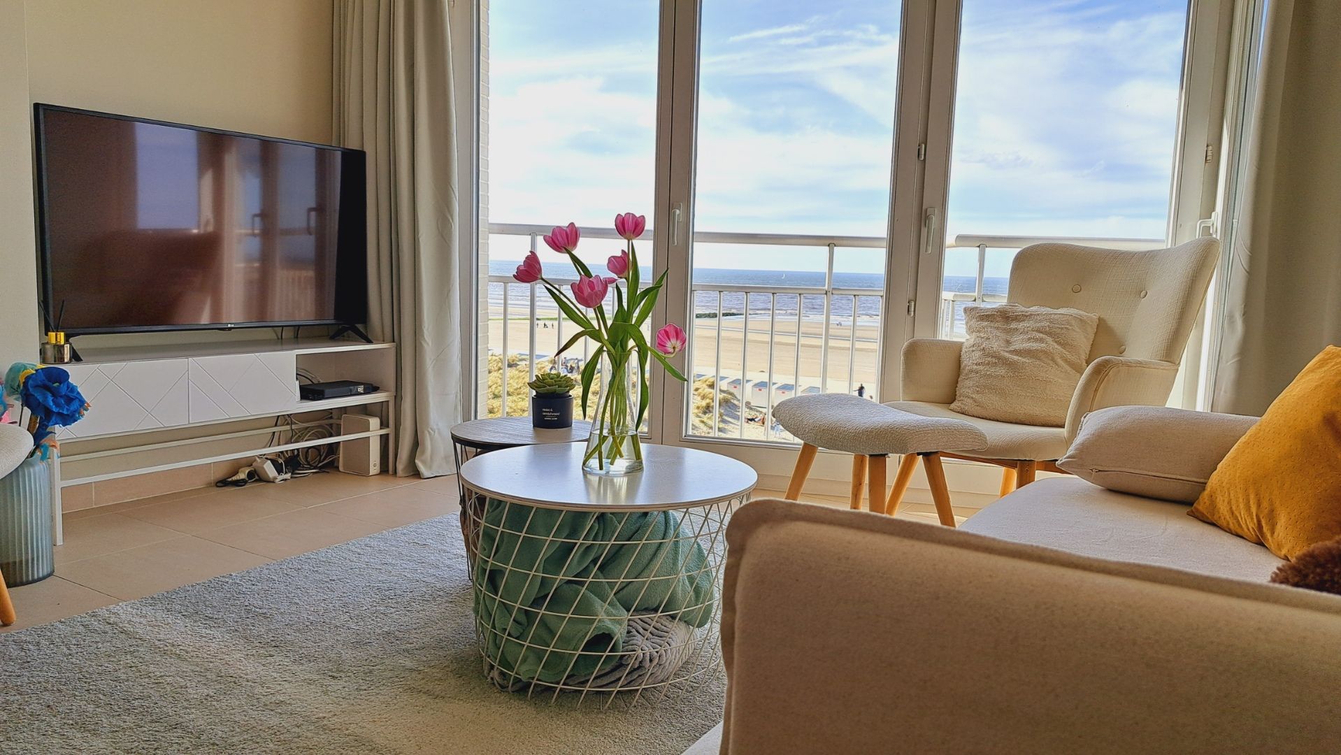 Appartement met prachtig zeezicht op de Zeedijk te Nieuwpoort foto 3