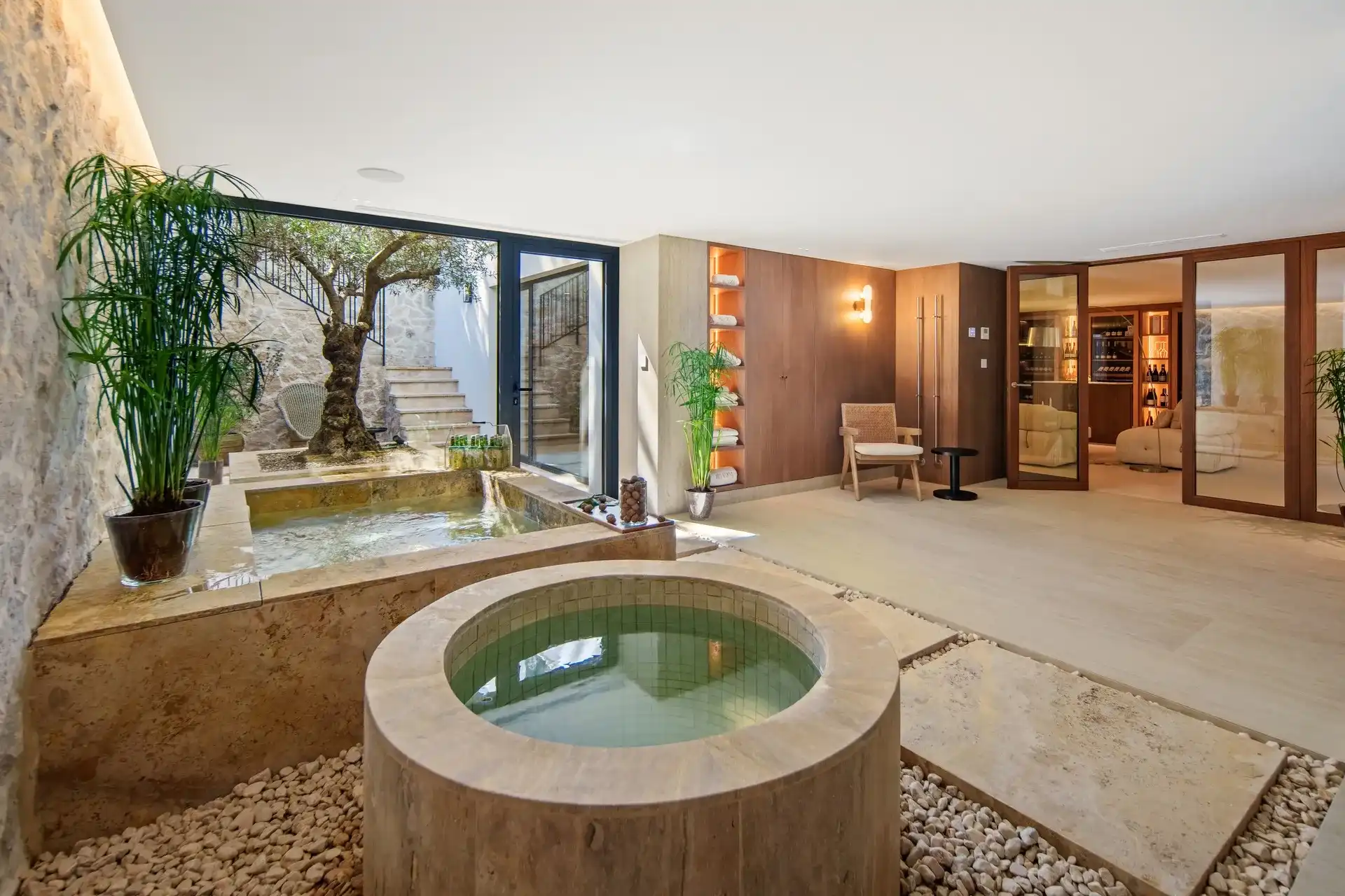 Exclusieve designvilla aan de frontlinie van Las Brisas Golf in Marbella foto 28