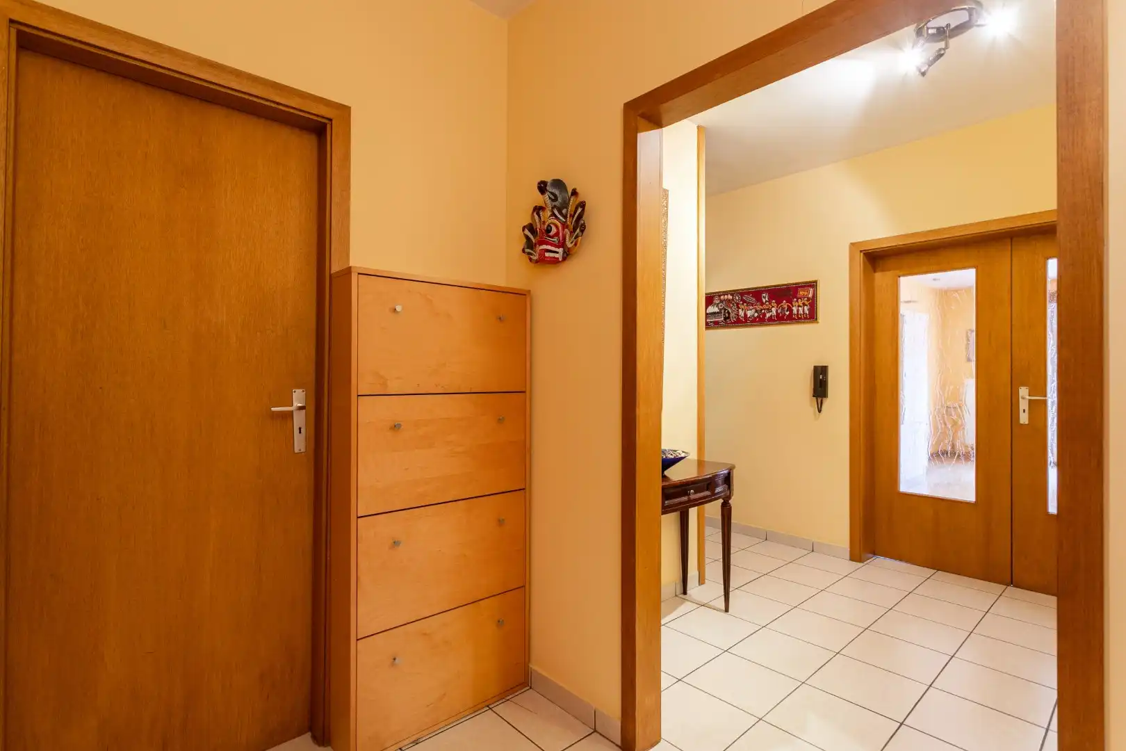 Instapklaar appartement met 2 slaapkamers, 2 balkons en autostaanplaats foto 7