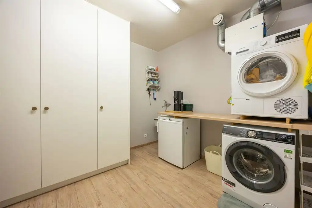 Mooi afgewerkt gelijkvloersappartement als investering foto 11