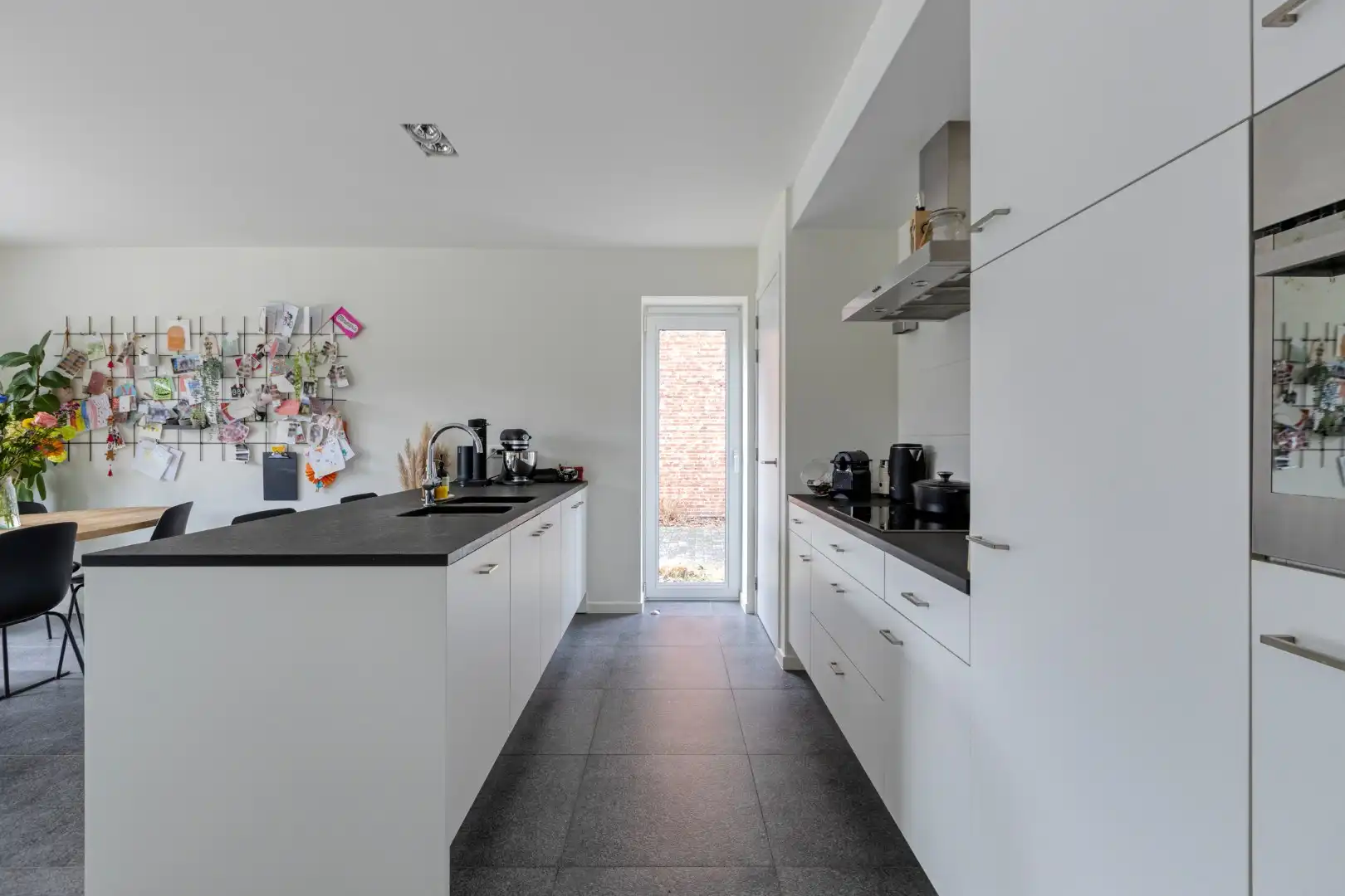 Ruime recente woning met 3 slpks en 2 badkamers, gelegen op een zonnig perceel in Mol - Achterbos !  foto 10