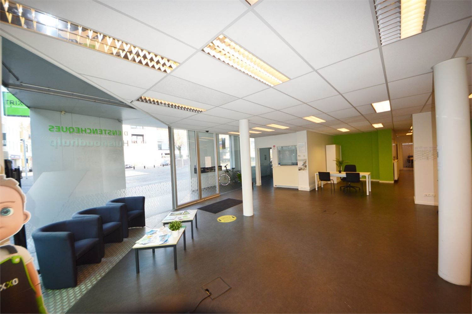 TOP GELEGEN HOEKLOCATIE NIEUWSTRAAT-VREDEPLEIN foto 14