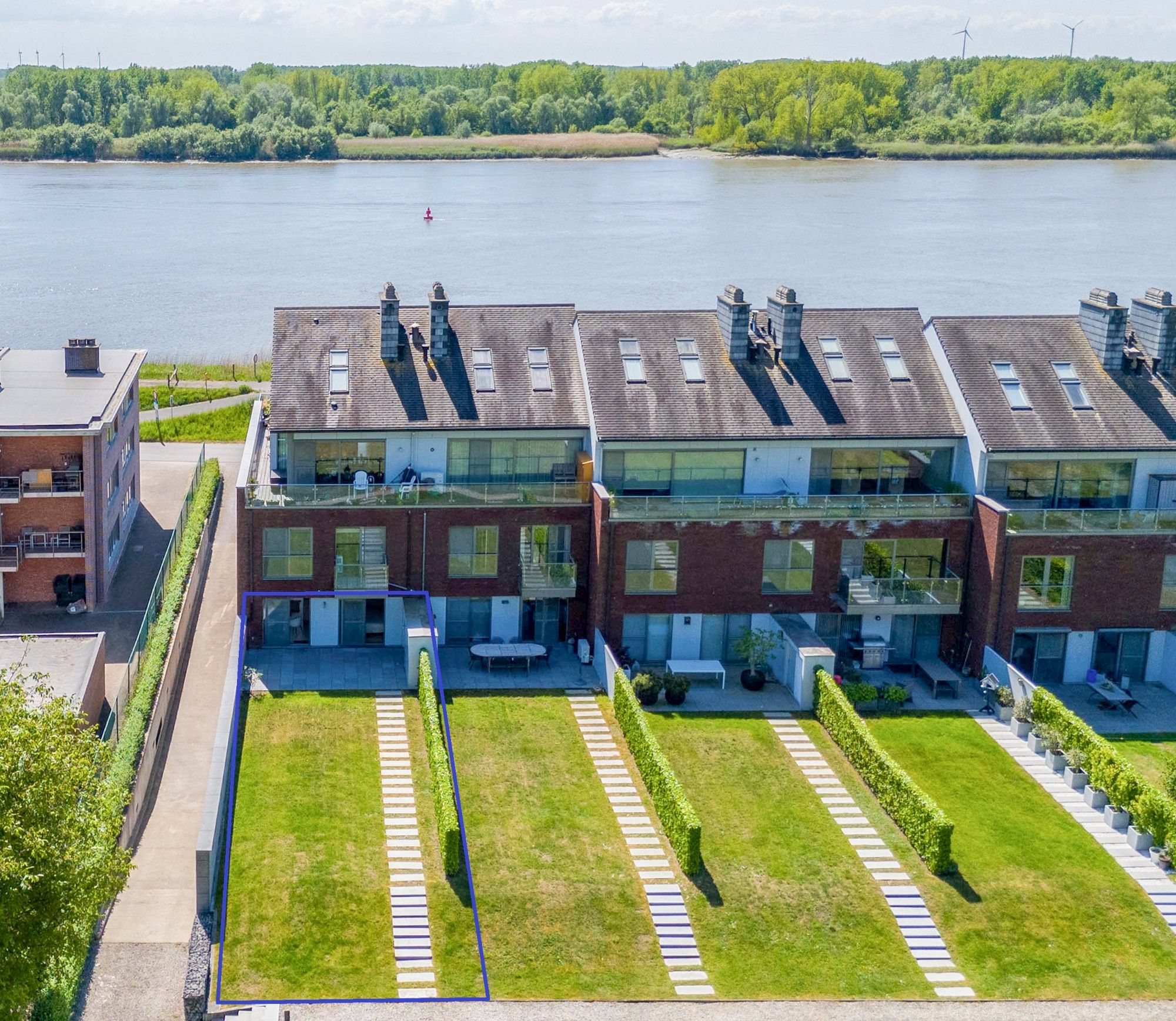 Lichtrijk duplex appartement met zicht op de Schelde foto {{pictureIndex}}