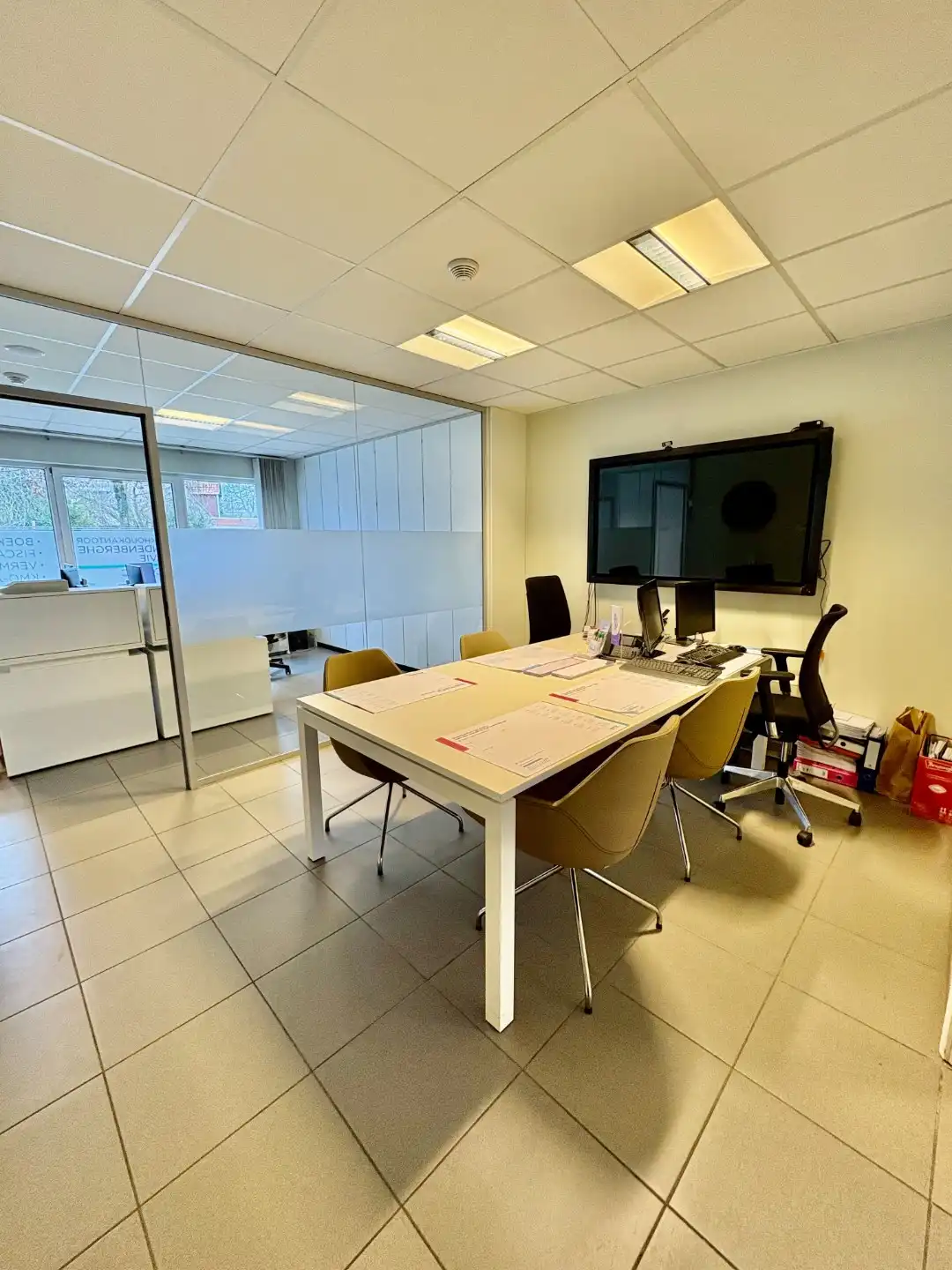 Instapklaar handelspand in het centrum van Heestert! foto 6