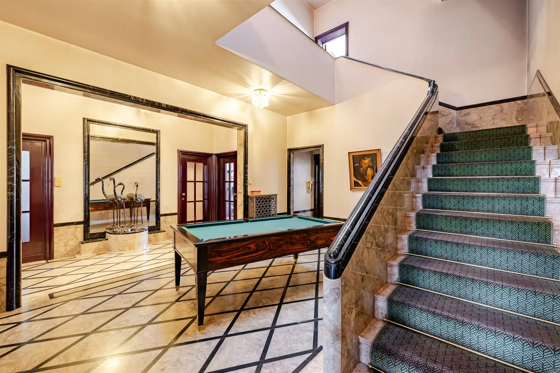 Karaktervolle herenwoning met indrukwekkende ruimte, authentieke elementen en rustige tuin nabij het stadspark foto 13