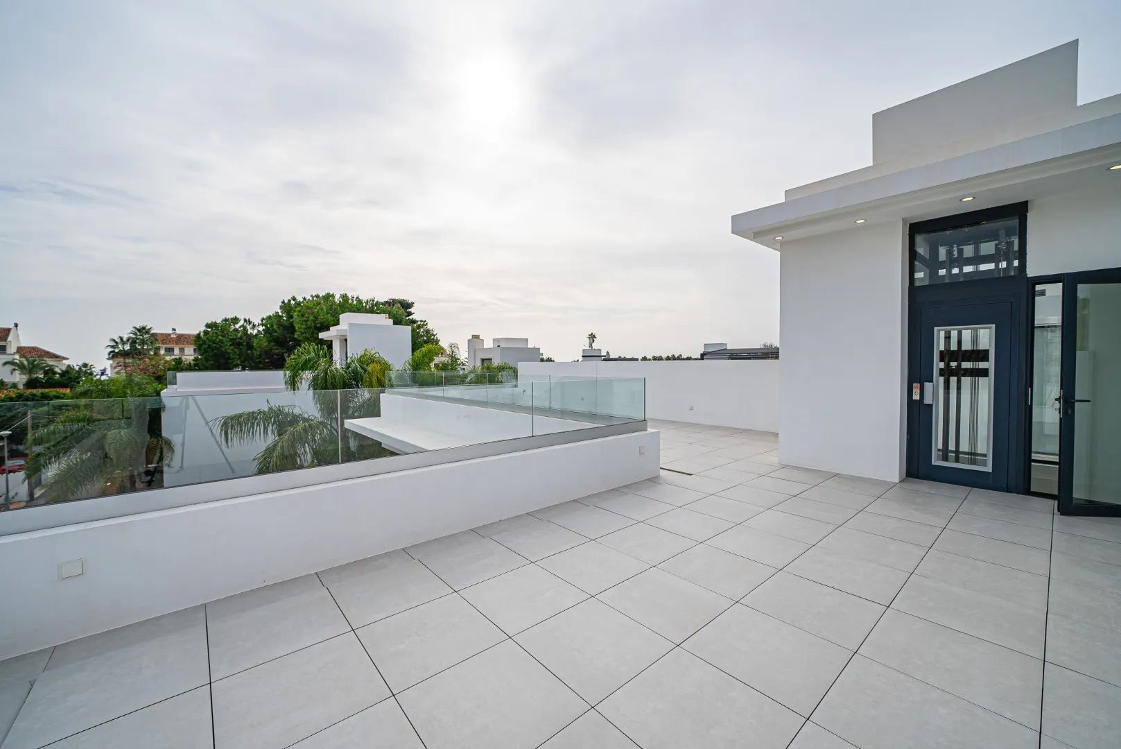 Leven op het hoogste niveau – riante villa aan de prestigieuze Golden Mile foto 25