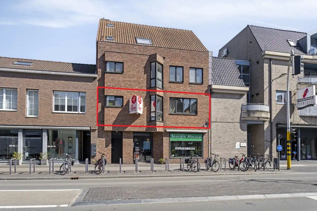 Appartement met 2 slaapkamers te koop in Kapellen! foto {{pictureIndex}}