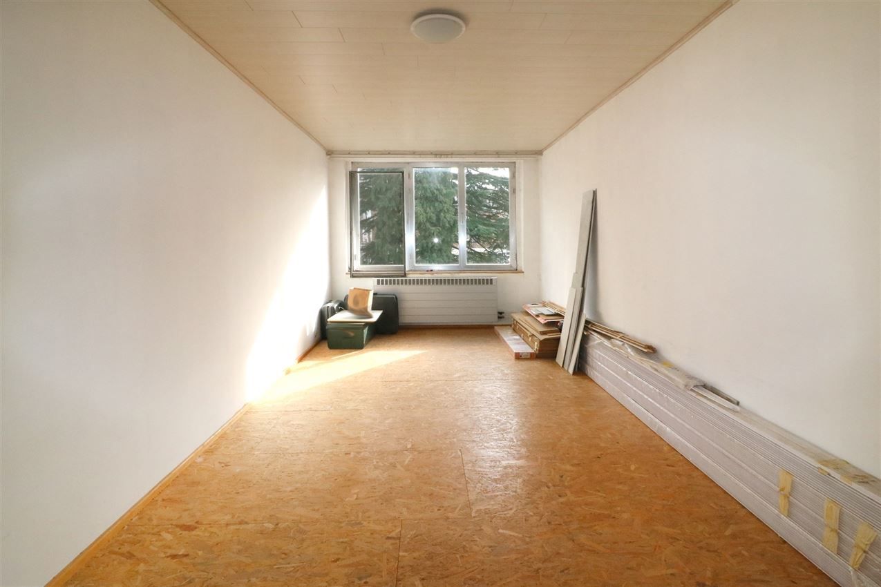 Ideale starterswoning (2 slpk) met garage foto 15