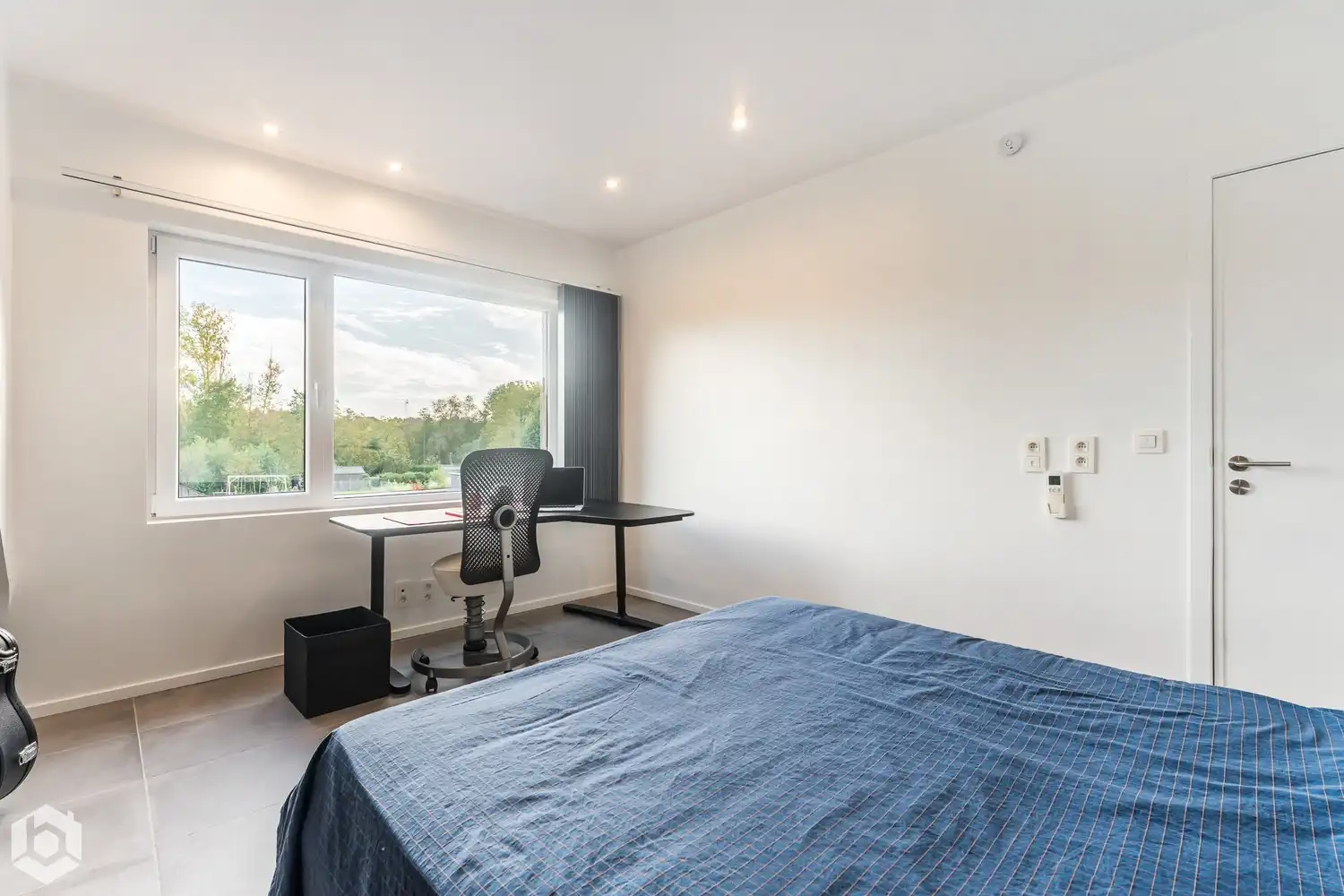 Volledige gerenoveerde woning met 3/4 slpkrs en mooie tuin te Walem/Mechelen foto 19