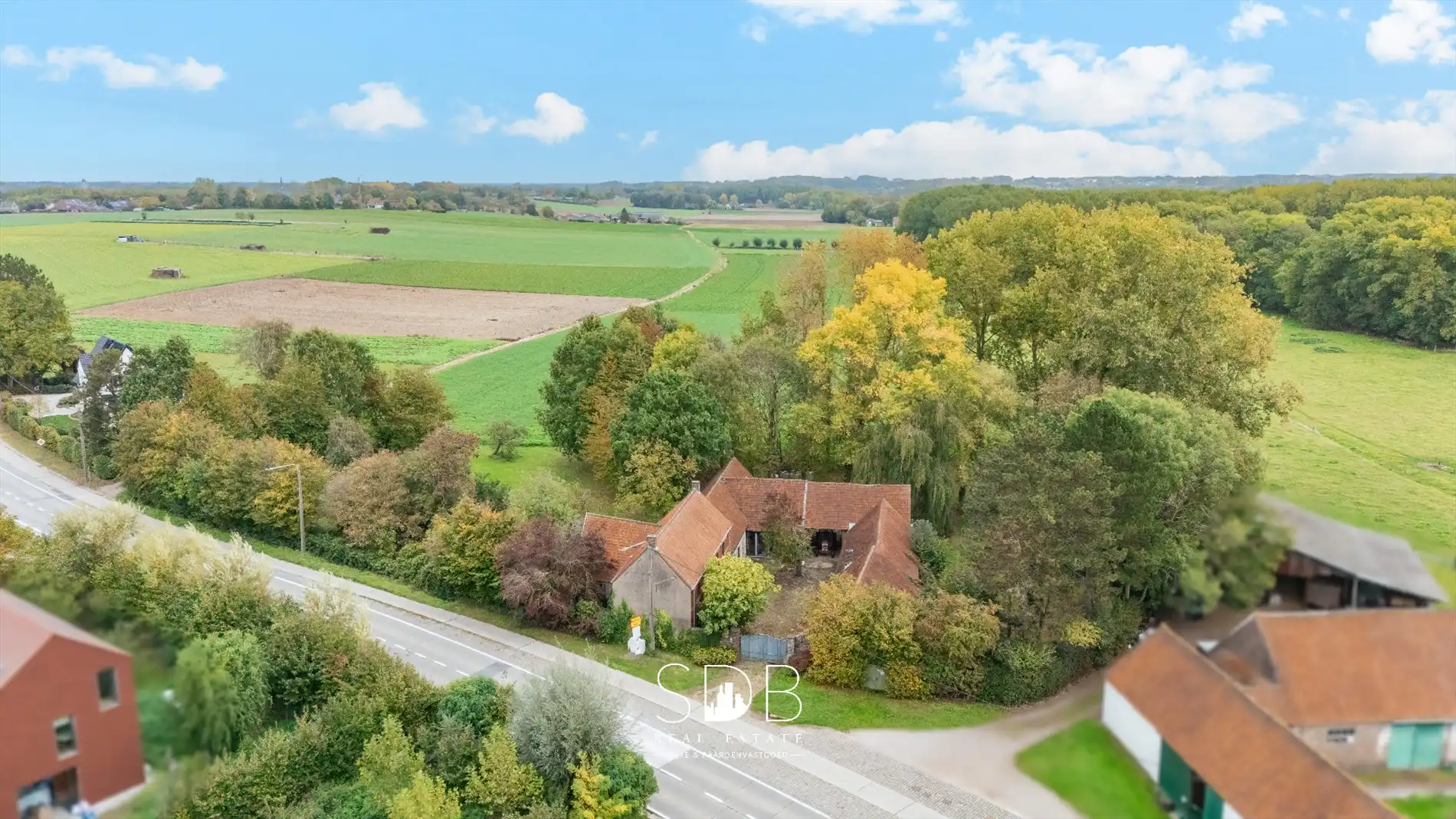Authentieke hoeve met achterliggend groen op 5.192m² foto 34