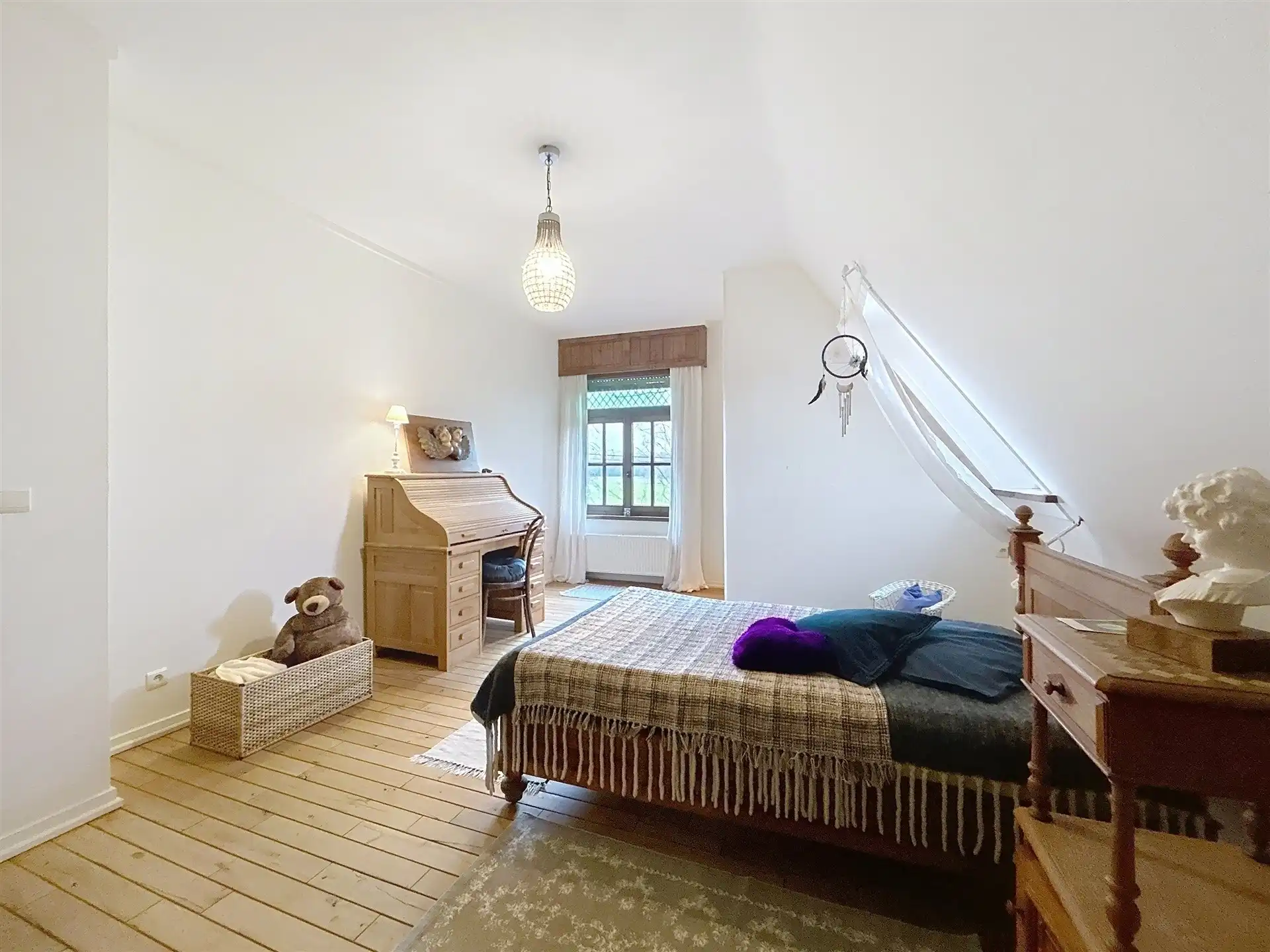 Energiezuinige statige villa met 5 slaapkamers en riant bijgebouw op perceel van 14262m² foto 19