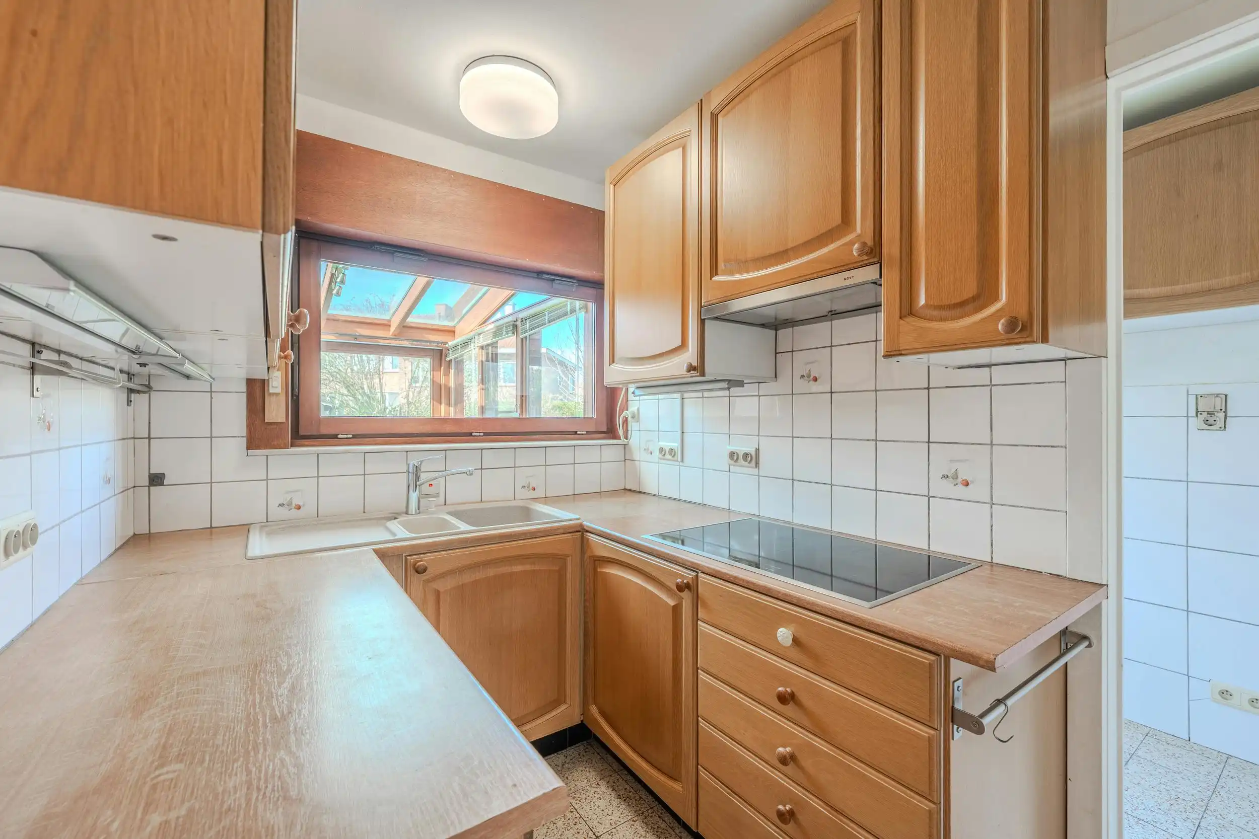 Halfopen woning met 4 slpks en zonnige tuin te Mariakerke foto 19