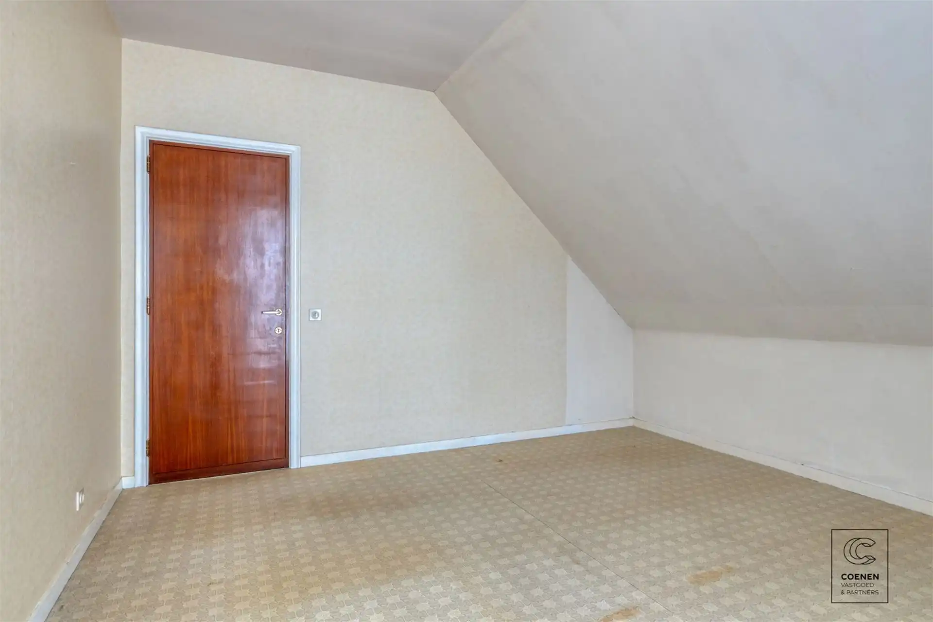 Te renoveren woning met 2 slpk op absolute toplocatie foto 20